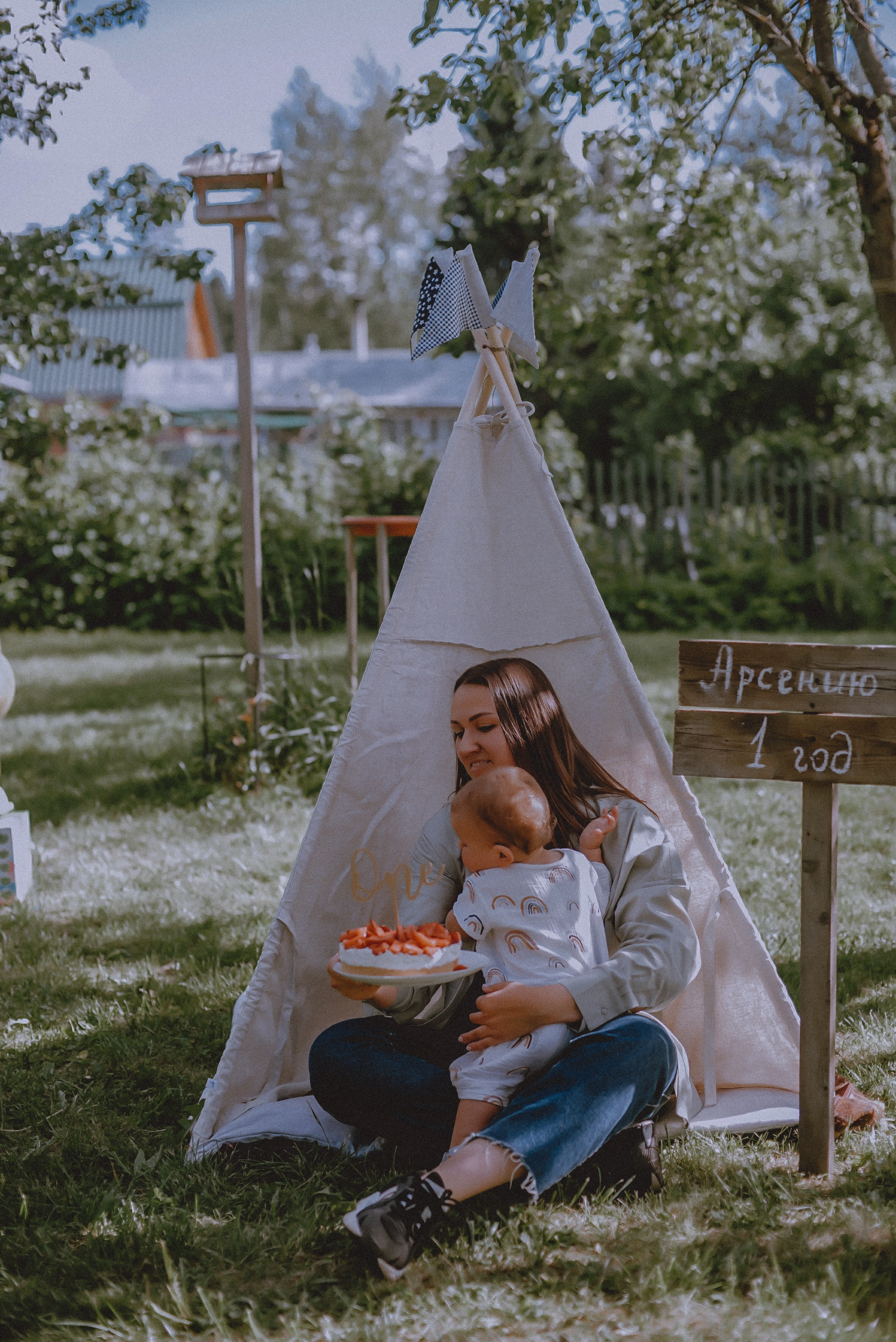 1+1=3. Свадебный и семейный фотограф в Москве Сажина Кристина КиМ. Свадебный оператор в Москве Сажин Максим