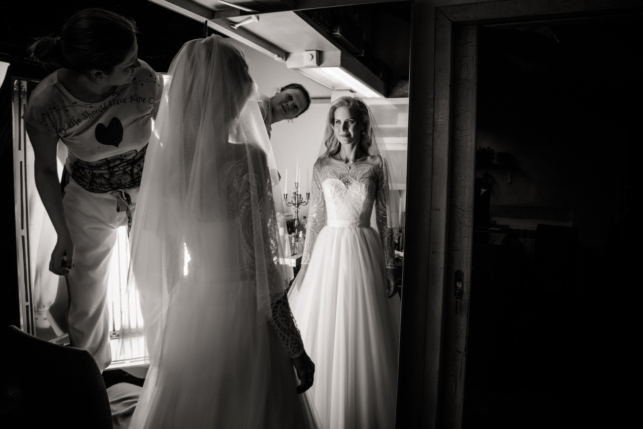 Свадебная фотосессия на ВДНХ. Свадебный и семейный фотограф в Москве и Подмосковье Лариса Козлова