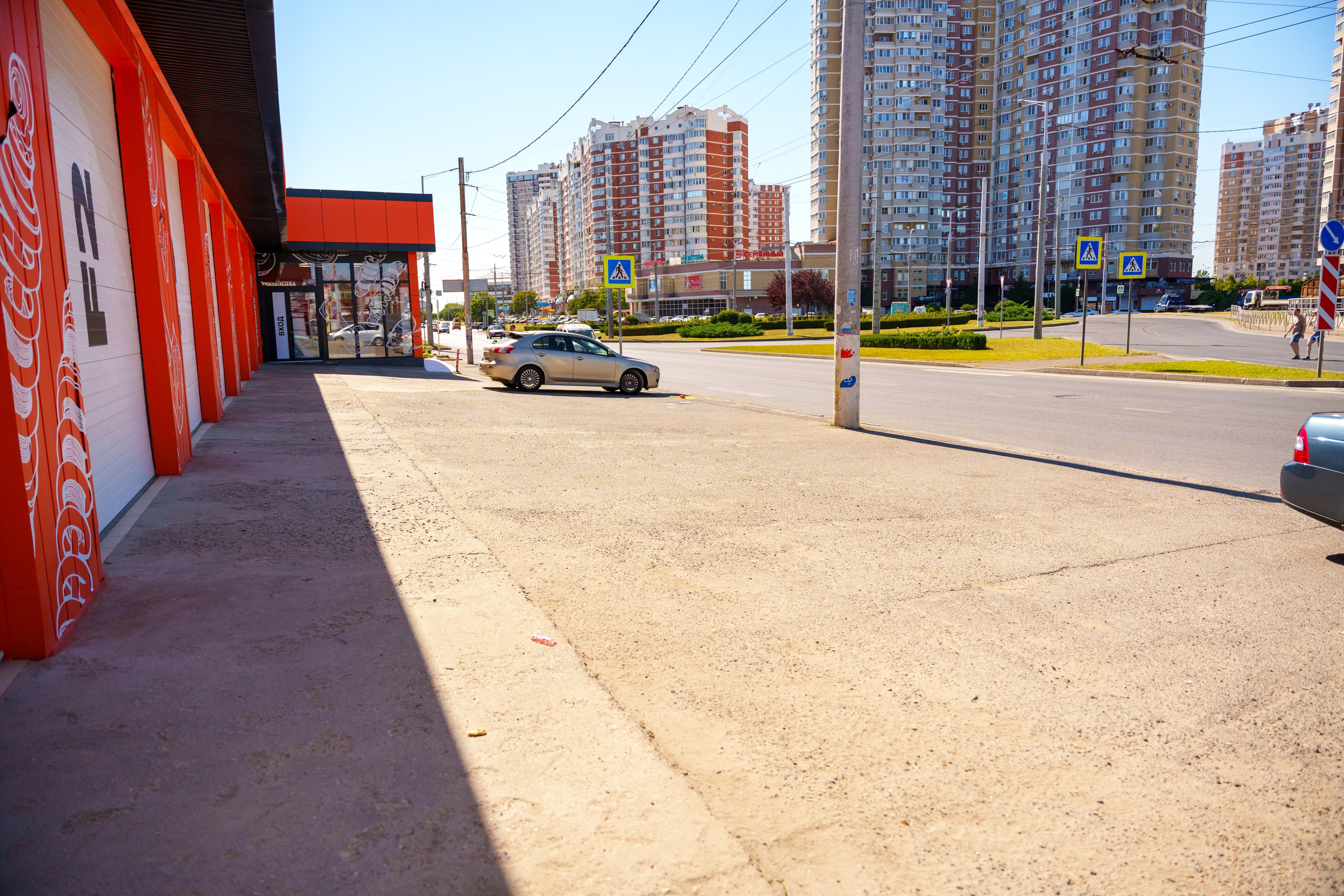 Интерьерная фотосъемка автосервиса Fit Service в Краснодаре — Профессиональная фотосъемка интерьера техцентра в Краснодаресеть СТО. Шедевры для Вас! Фотограф и Видеограф в Краснодаре Пахиев Руслан