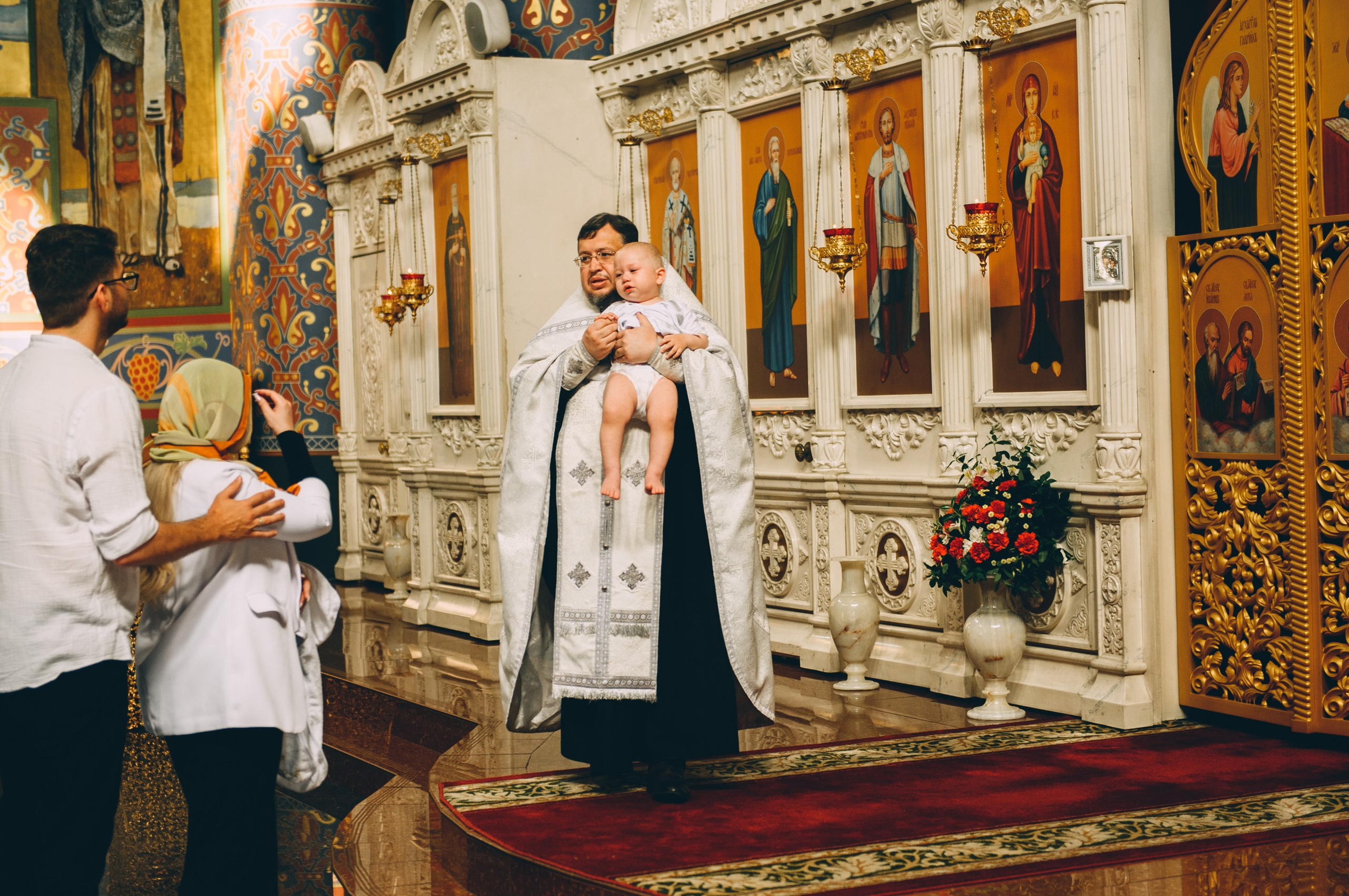 Крещение в храме Нерукотворного Образа Христа Спасителя. Свадебный и семейный фотограф София Невская
