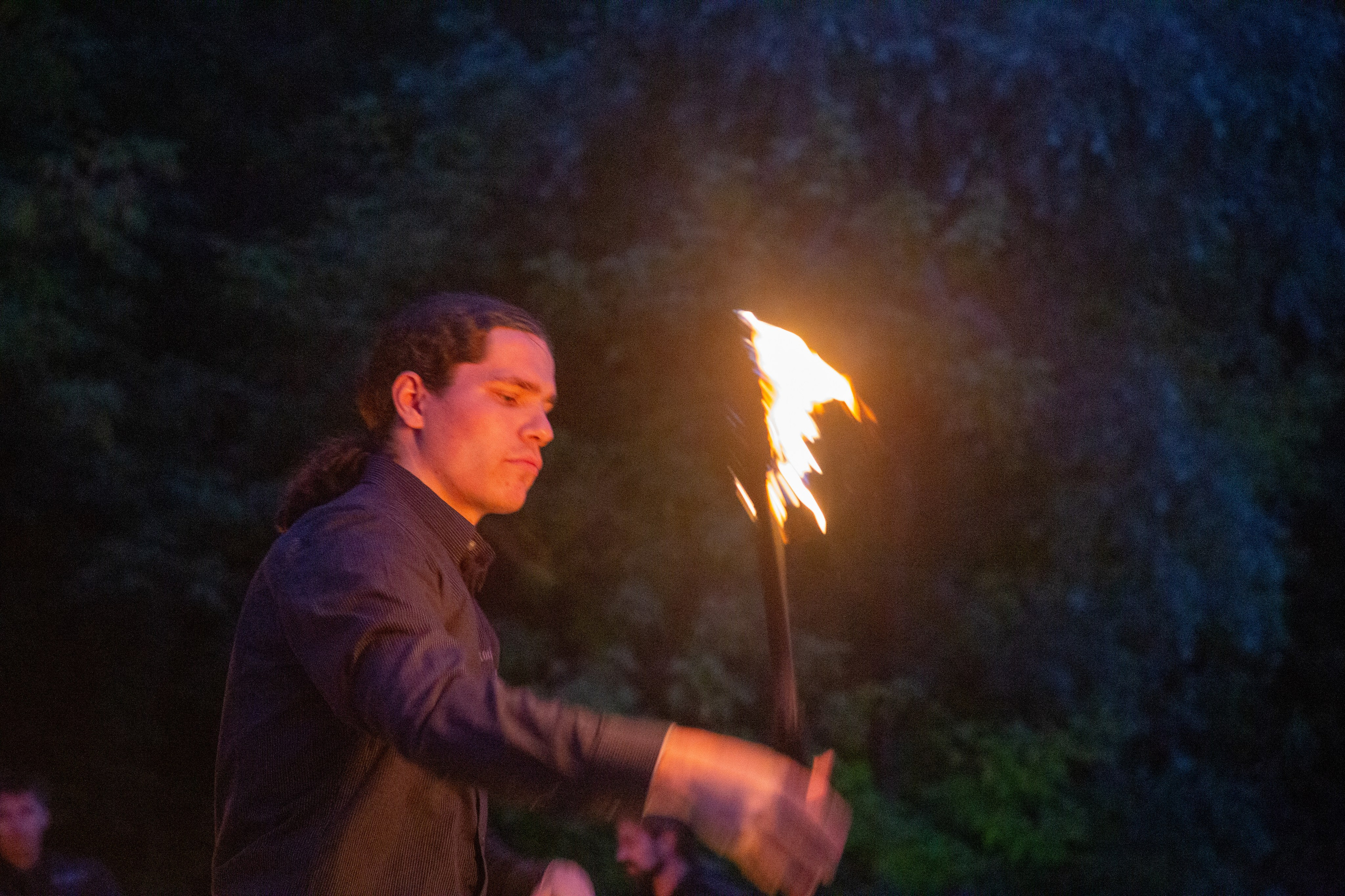Огненное шоу в Перми. Фотограф Никита Попов. Фотограф Пермь. Фотосессия в фотостудии Перми и на свежем воздухе