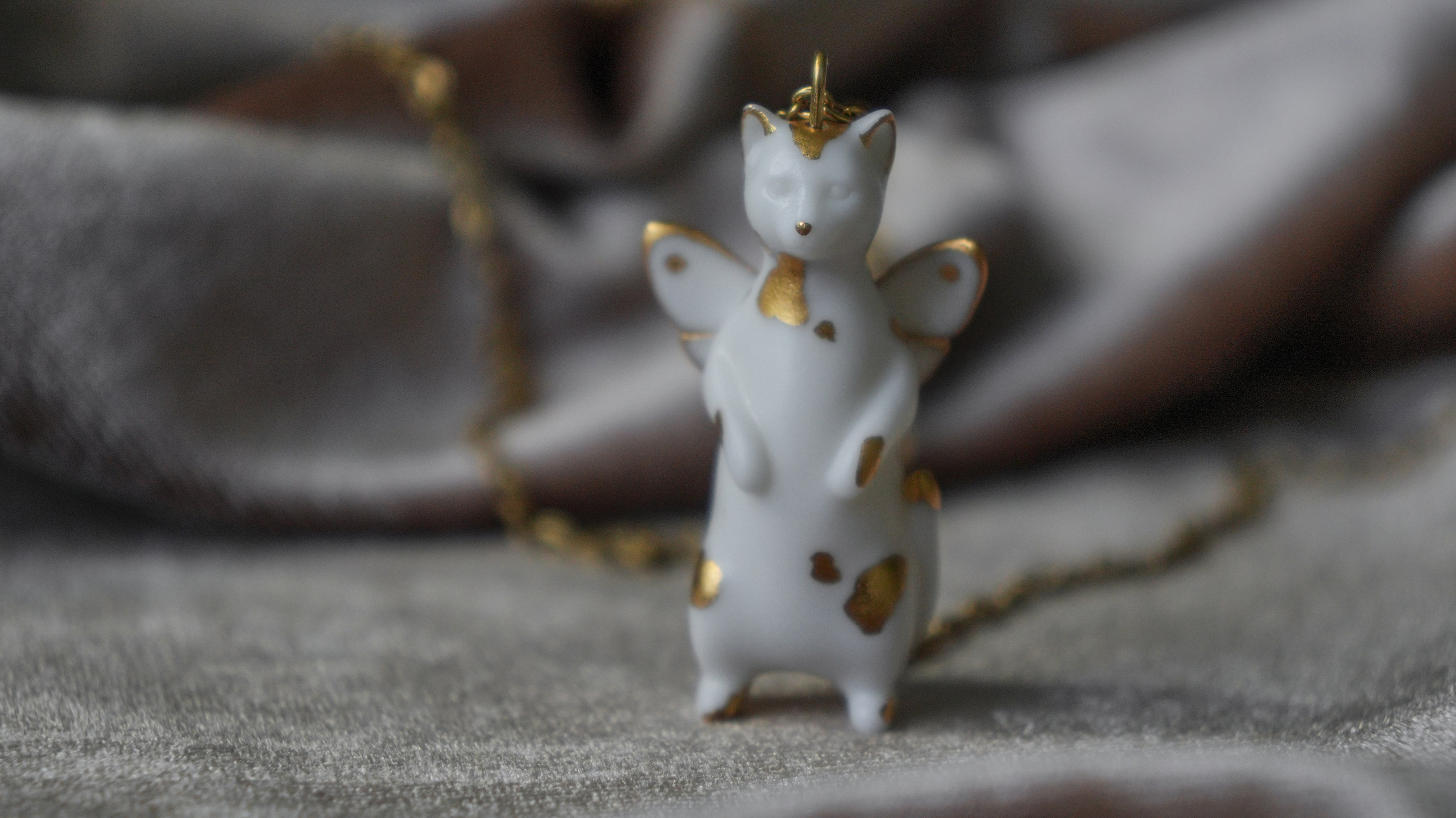 Кот с крыльями 2 вариант 9 000 руб. Авторские Шарнирные куклы и украшения из фарфора Алексаны Лавринчук