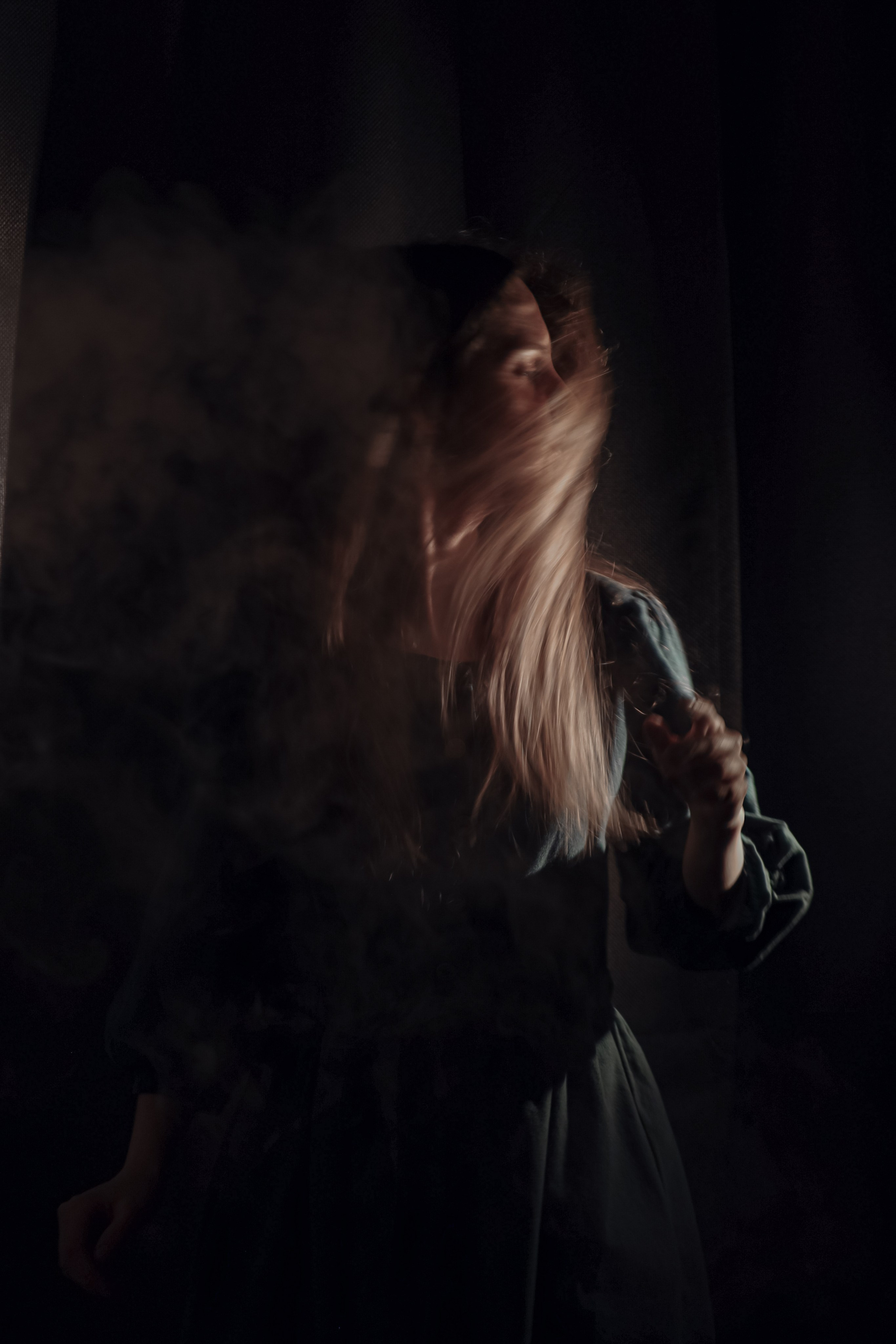 Одиночные автопортреты. Катя Цвет