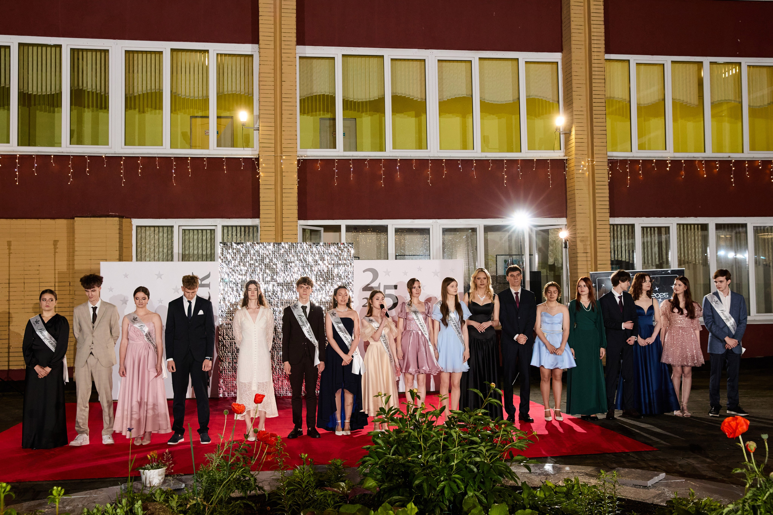 Выпускной 11 класс. Свадебная, репортажная фотосъемка и видеосъемка в Минске. Илья и Юлия Ширмановы. Фотограф | Видеограф | Минск