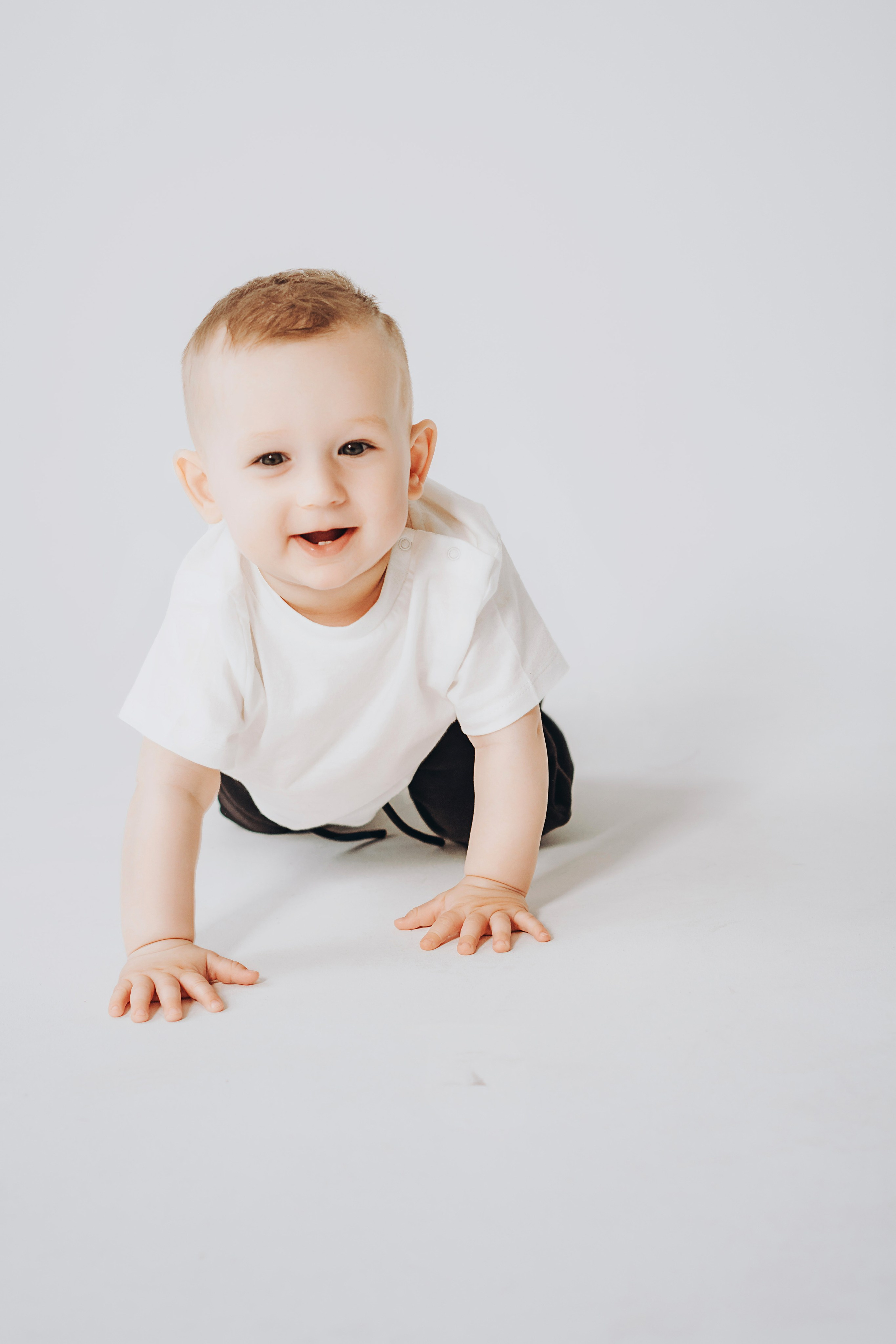 Годик Ростиславу в стиле «минимализм». Семейный и детский фотограф Кущ Наташа