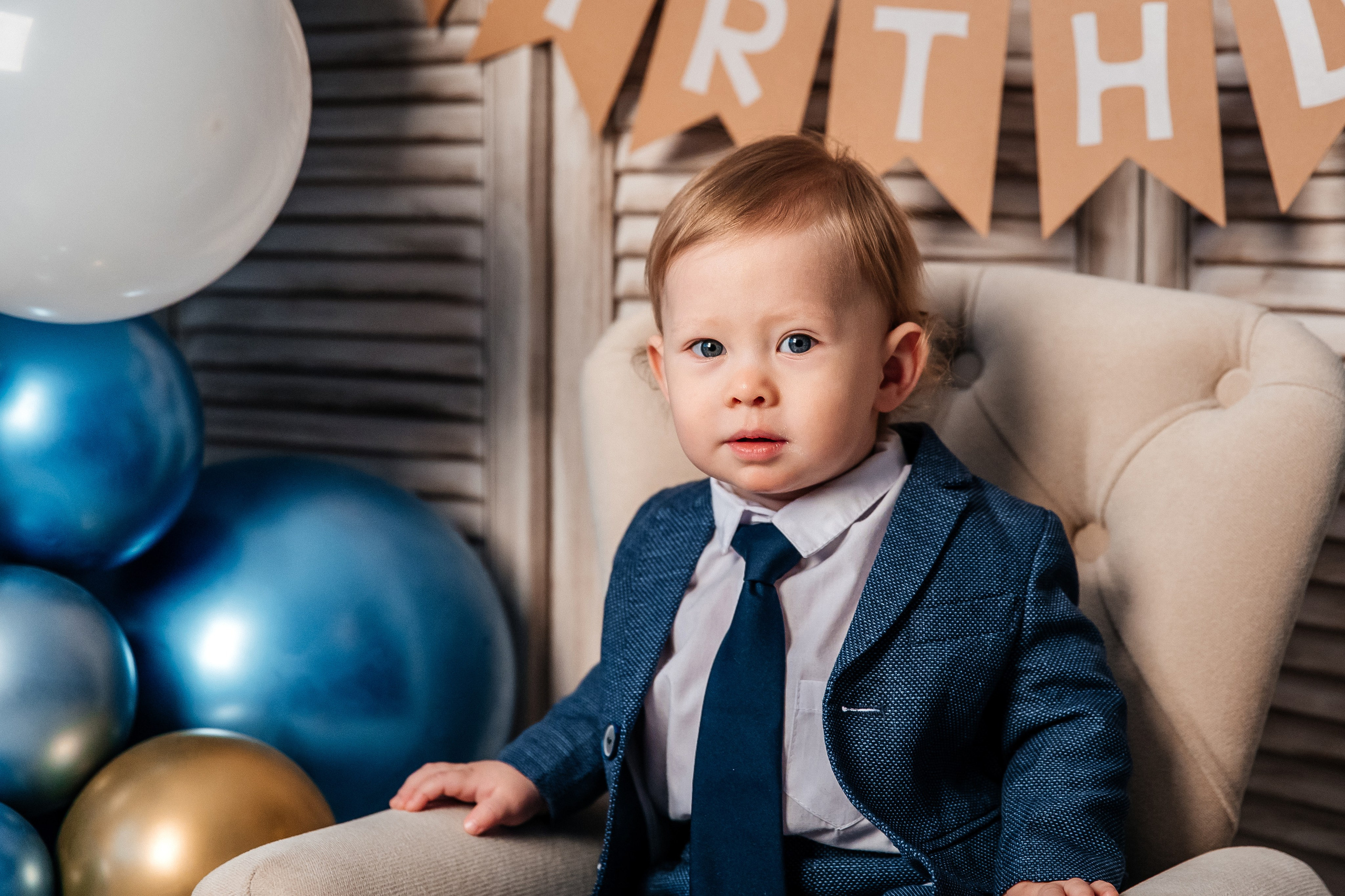 С шарами. Детский фотограф, выпускные альбомы в Нижнем Новгороде Бодягина Мария