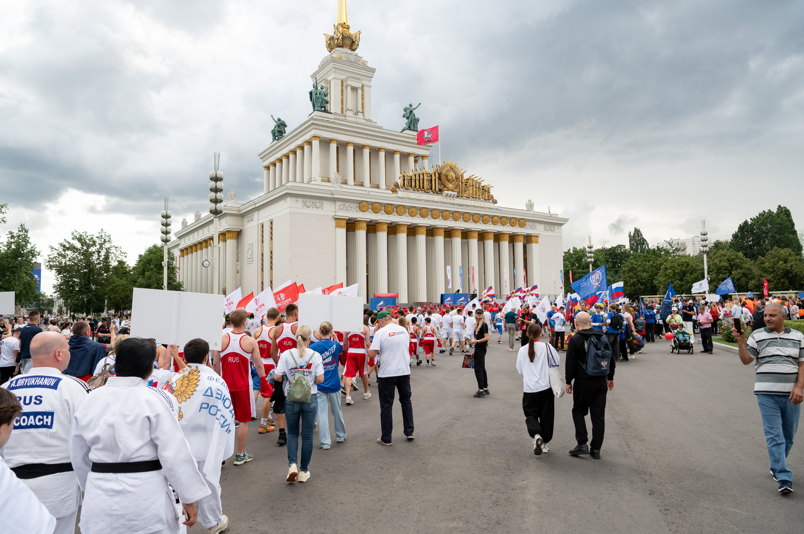 Спортивное шествие посвященное Дню физкультурника!. Детский и семейный фотограф г. Москва Оксана Катаджи
