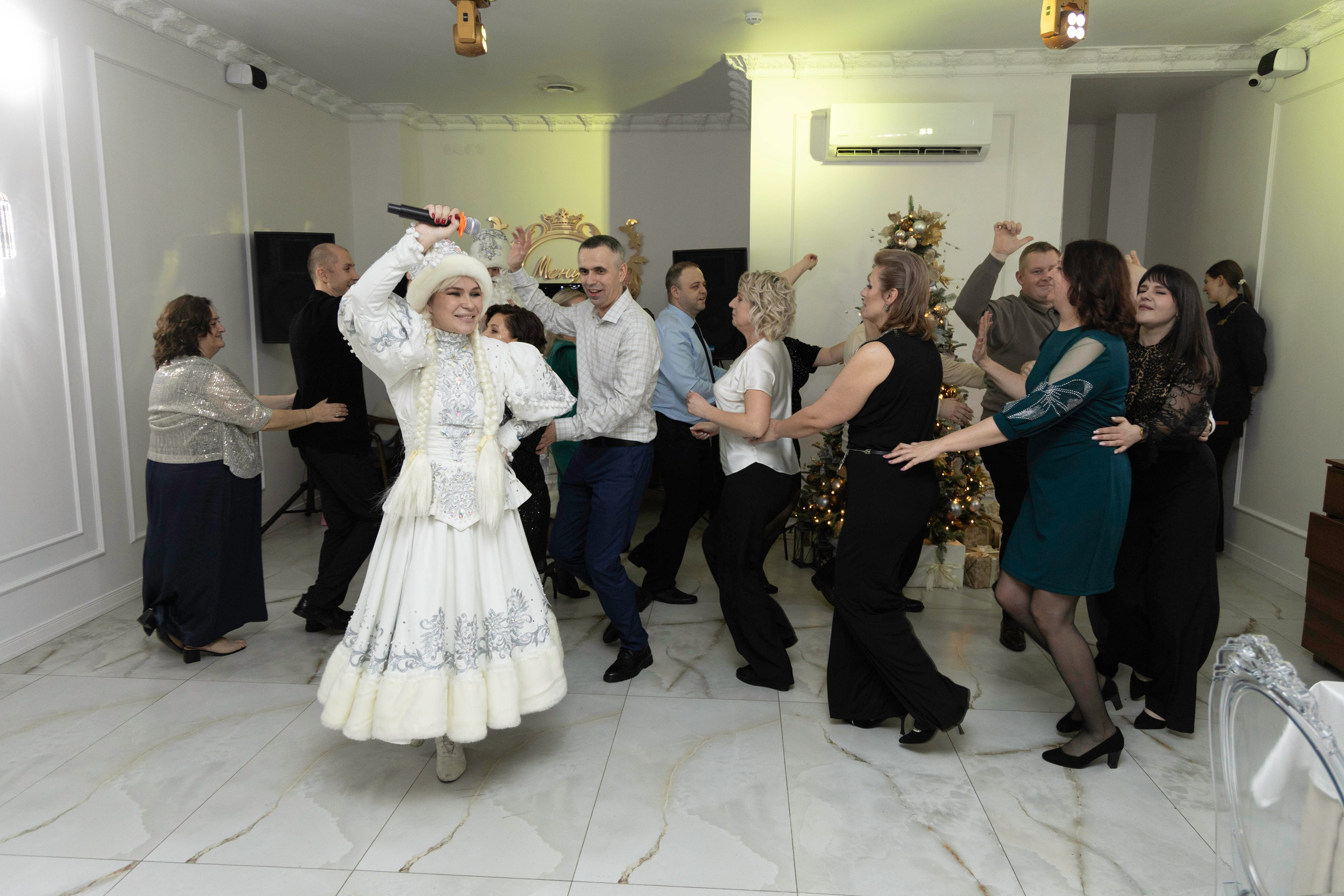 Корпоратив Ресторан «Менуа». Фотограф Olya Posnimay