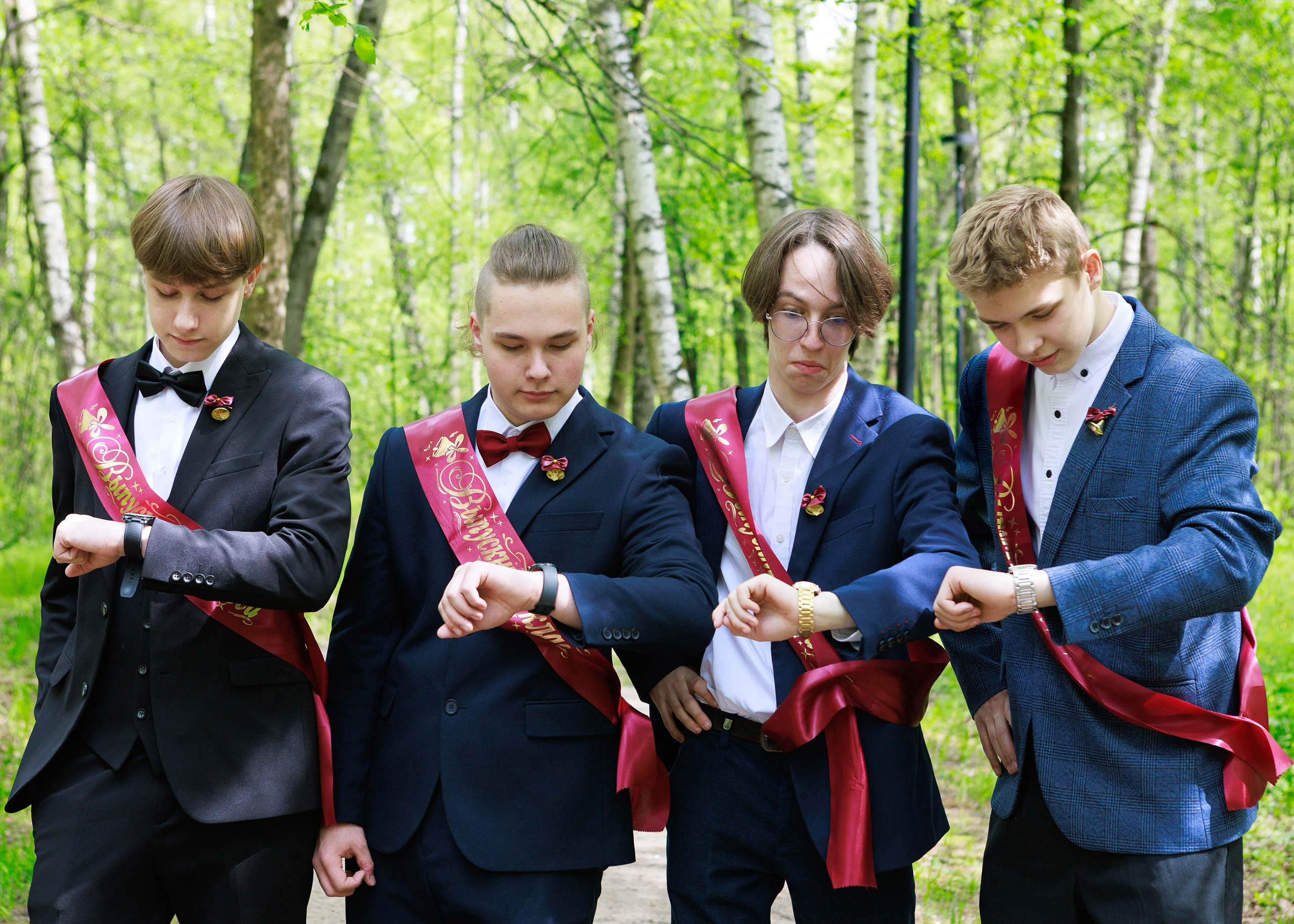 Школа 9 — 11 классы. Выпускные альбомы для школ и детских садов