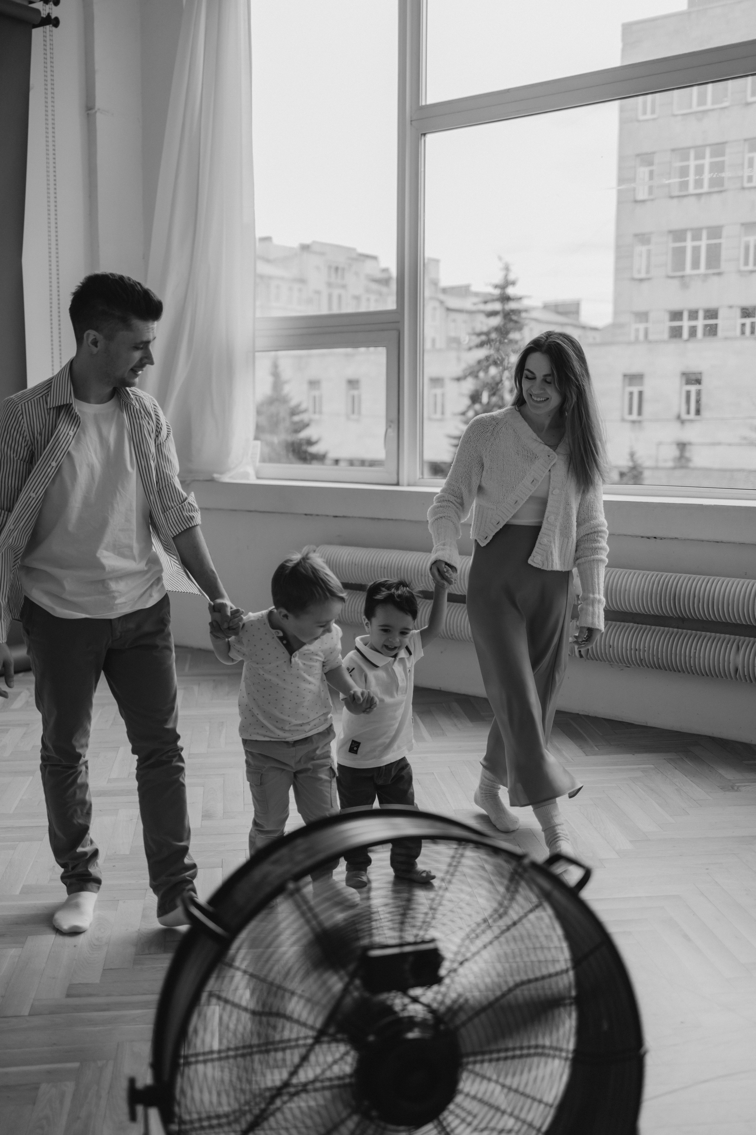 Инна, Иван и малыши Егор и Саша. Семейный, домашний, ньюборн фотограф Москва Цветкова Елизавета