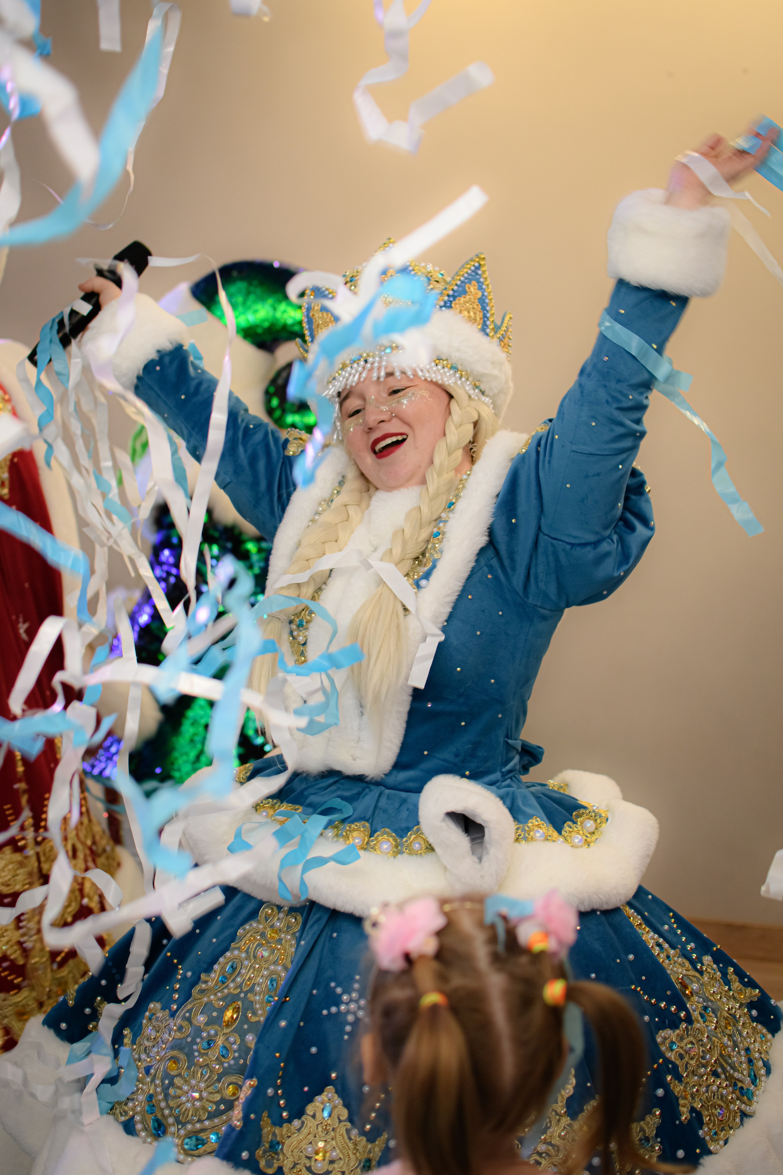 HAPPY NEW YEAR. Photokarish