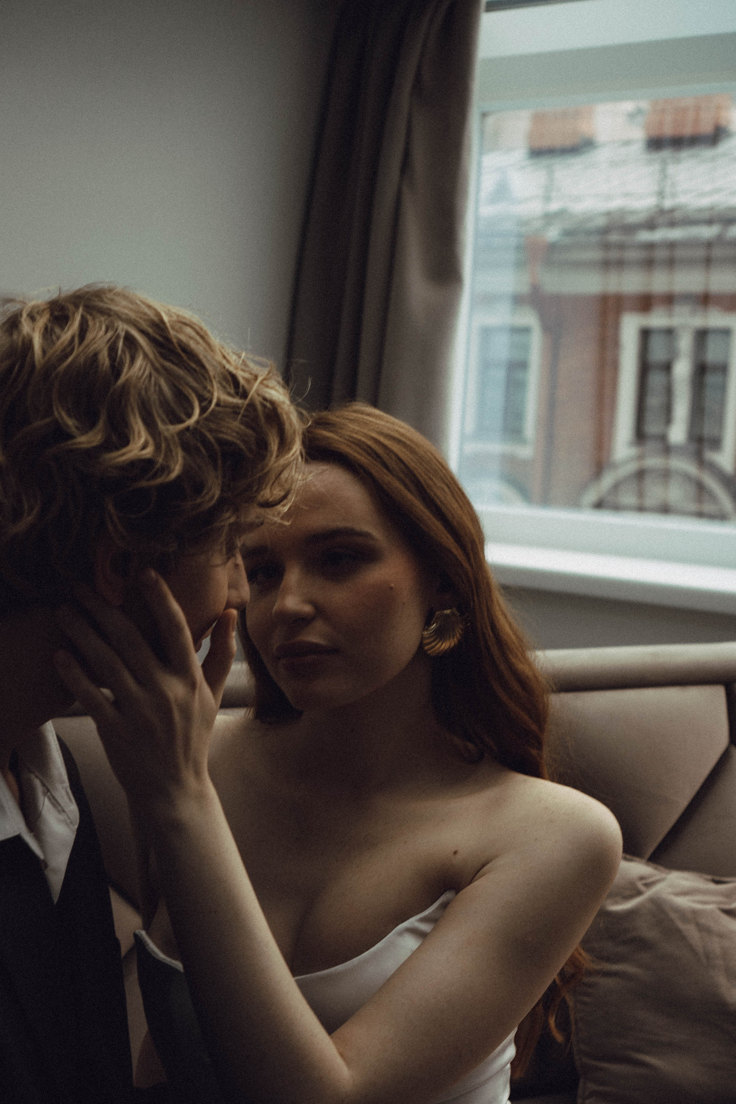 СВАДЕБНАЯ СЬЕМКА В ОТЕЛЕ. СБОРЫ ЖЕНИХА И НЕВЕСТЫ И ТАКЖЕ ТОР И ПОДГОТОВКА К ПРОГУЛКЕ. Профессиональный фотограф, Санкт-Петербург — Виктория Богомолова