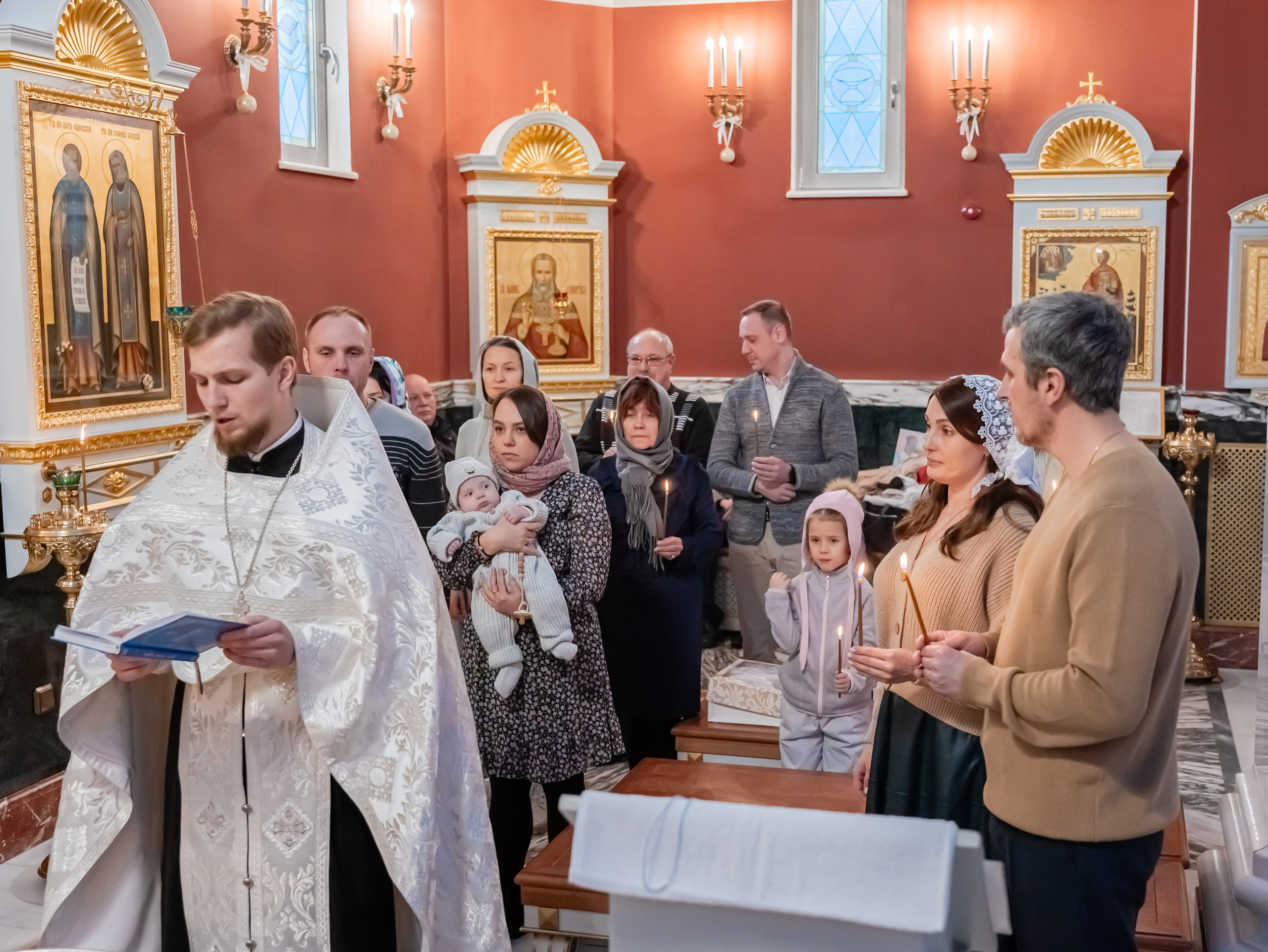 фотограф на крещение ребенка