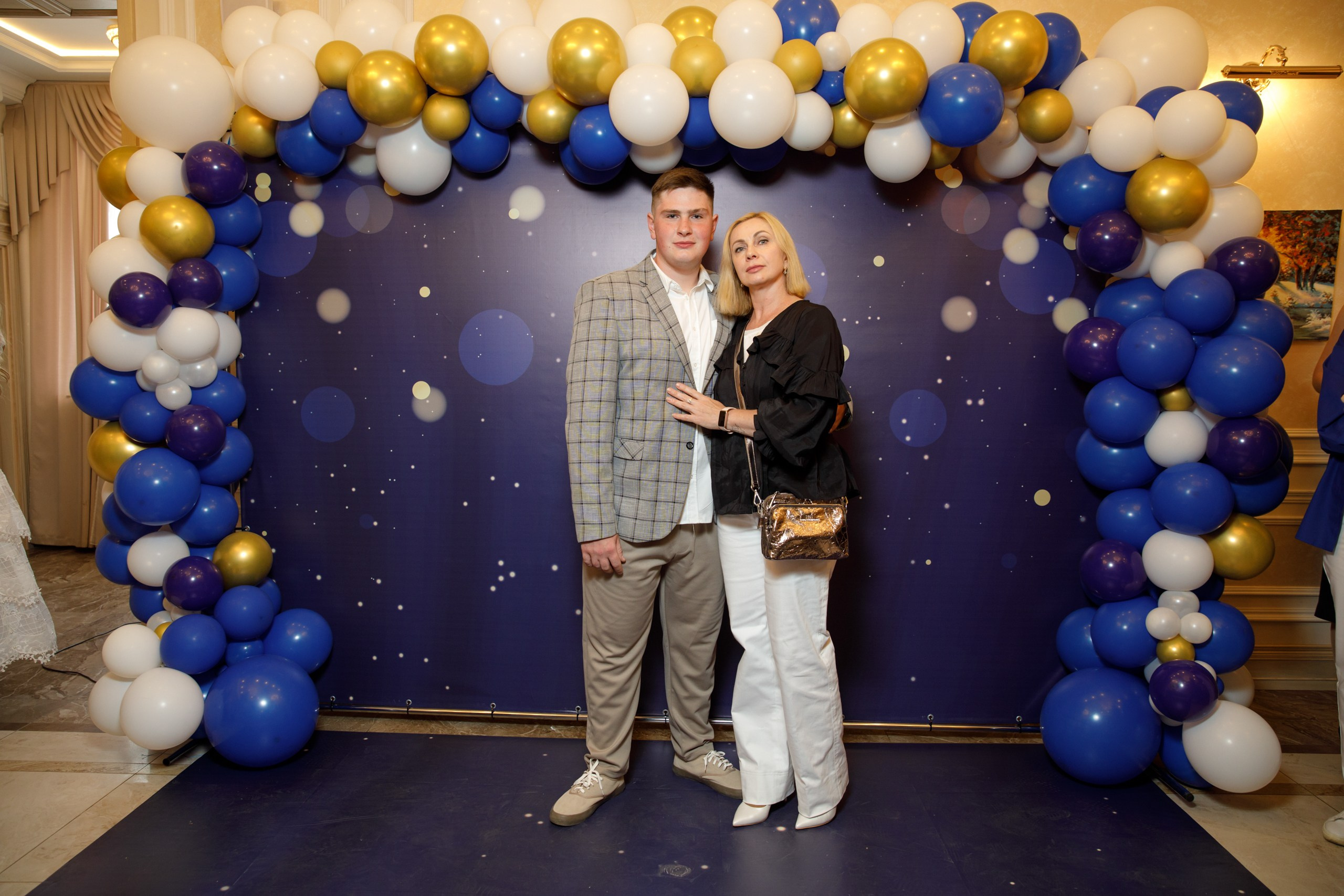 Вручение аттестатов. Свадебный фотограф в Ярославле Анастасия Архипова