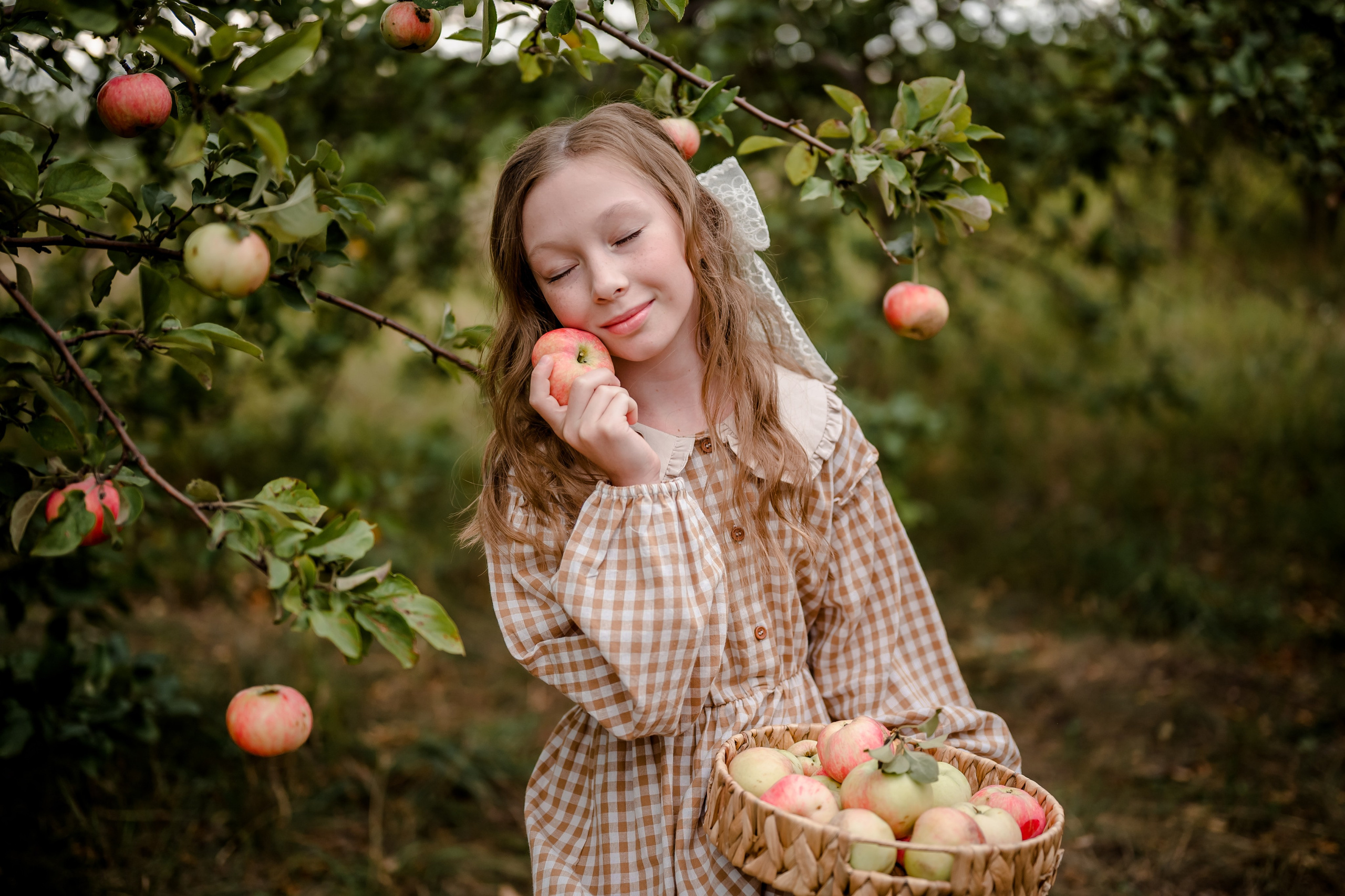 Яблоневый сад. Фотограф в Москве и Московской области Людмила Виноградова