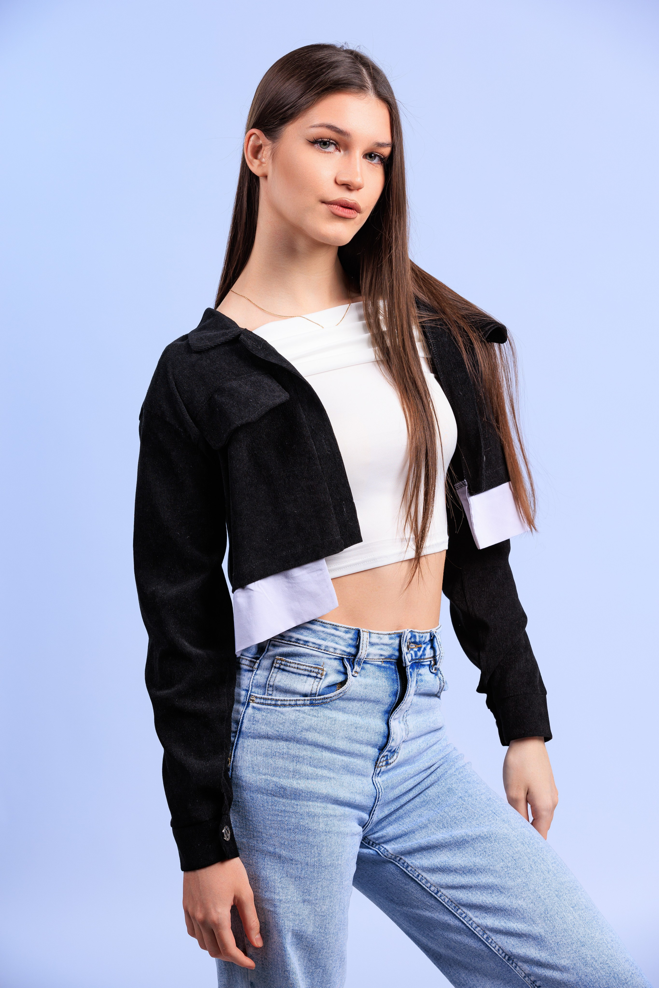 Смотреть фотки в фотостудии. Выпускные альбомы Геленджик, Новороссийск, Краснодар, Туапсе