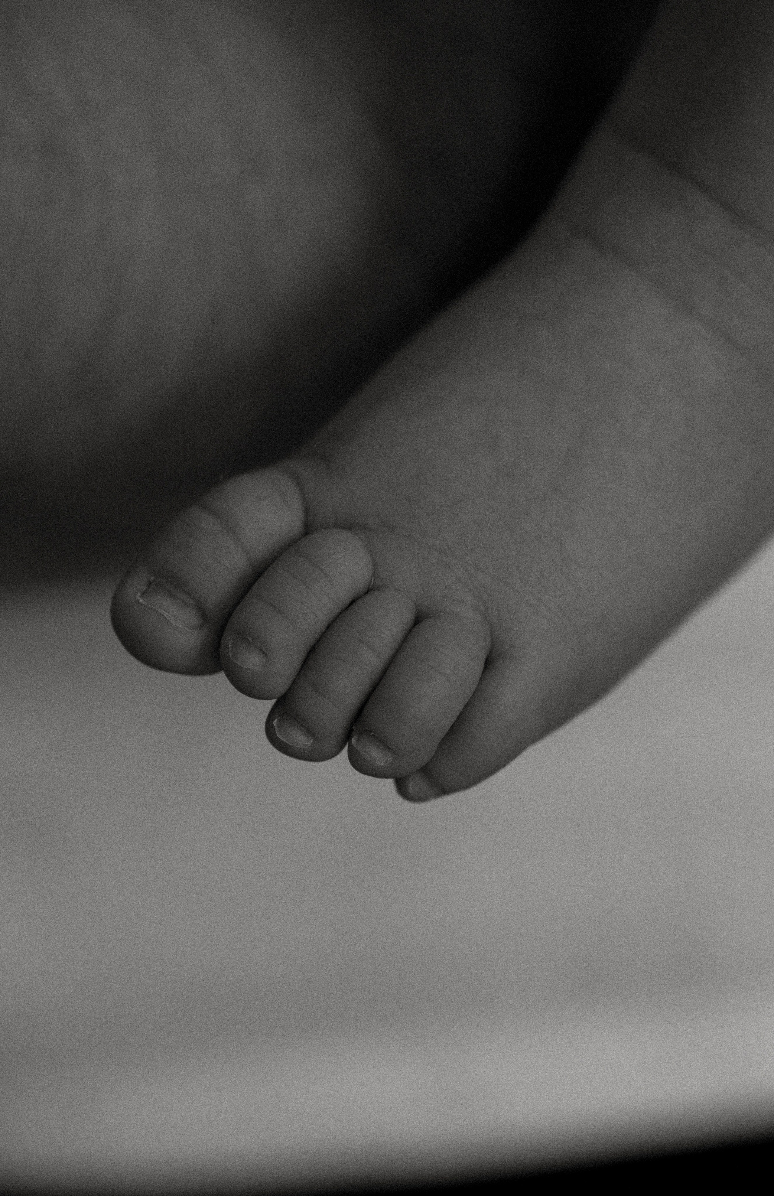 Семейная домашняя фотосессия. Профессиональный фотограф беременности в СПБ. Стильные фотосессии беременности в стиле минимализм и классическая фотография