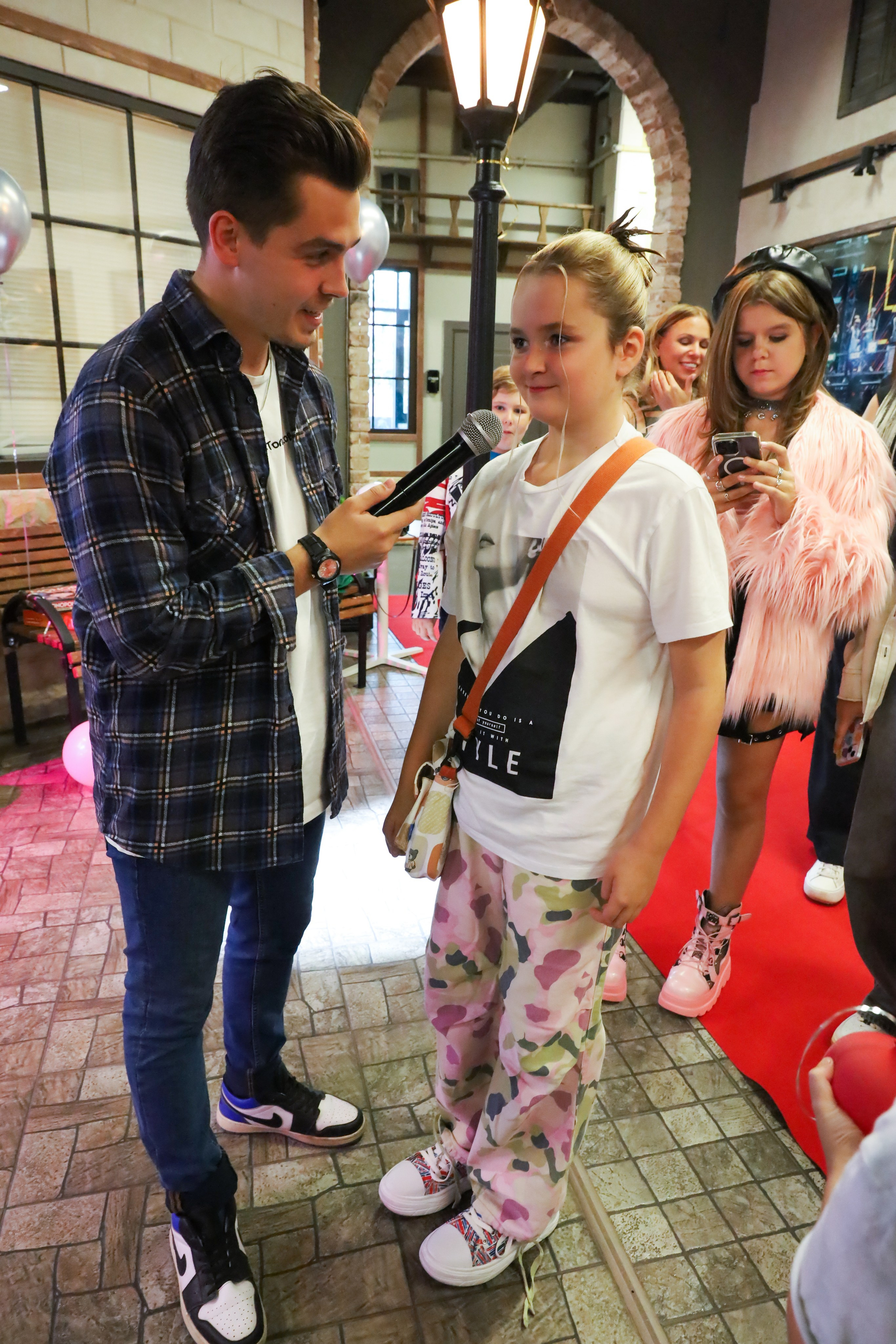 ДЕНЬ РОЖДЕНИЯ ЕВЫ В КРБ. Фотограф мероприятий Ирина Каширина