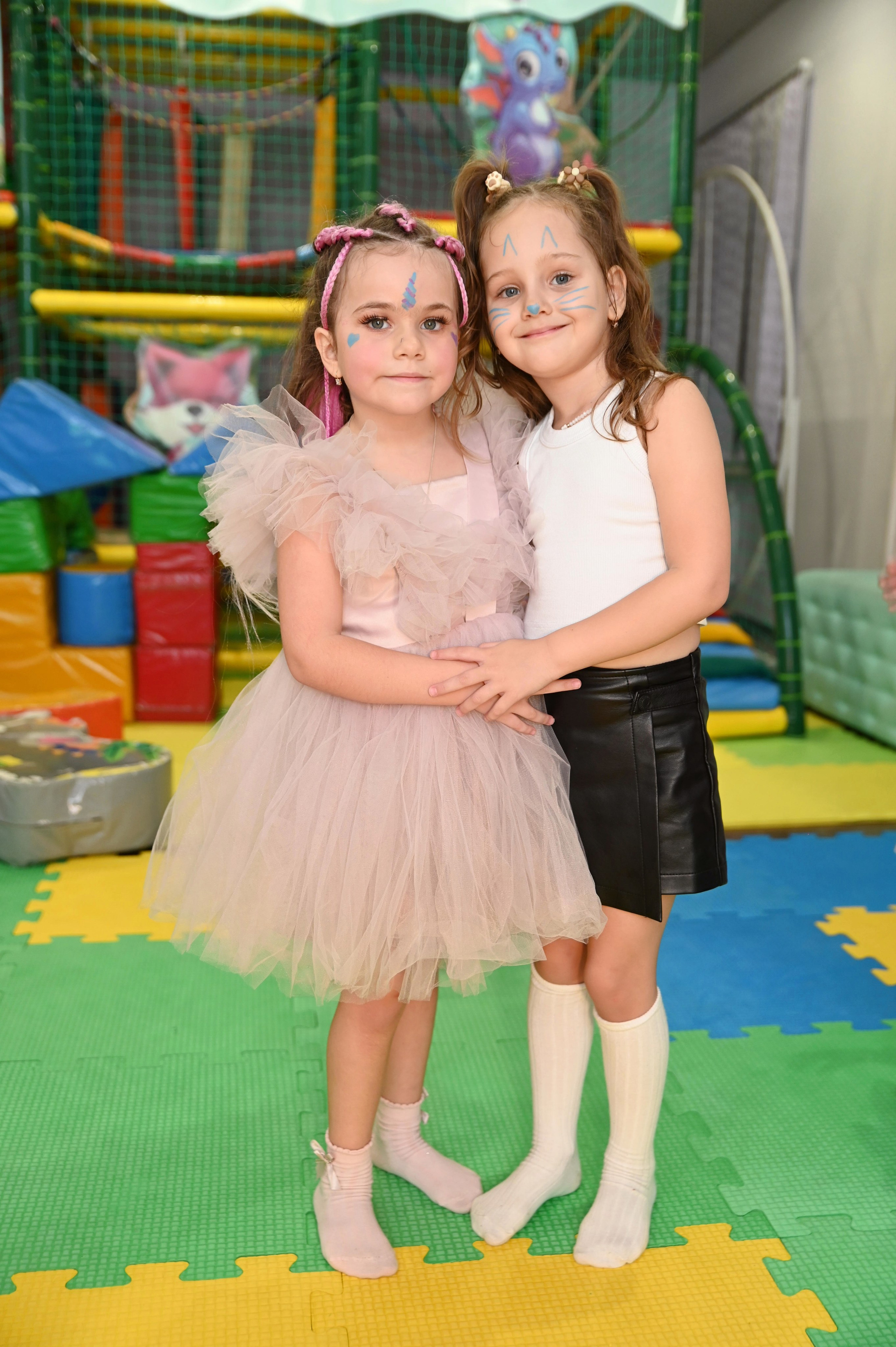 Игротека «Море Позитива». Я Ольга Казанцева, фотографирую снимаю ваши киноистории и печатаю фото и цифровые портреты на холсте