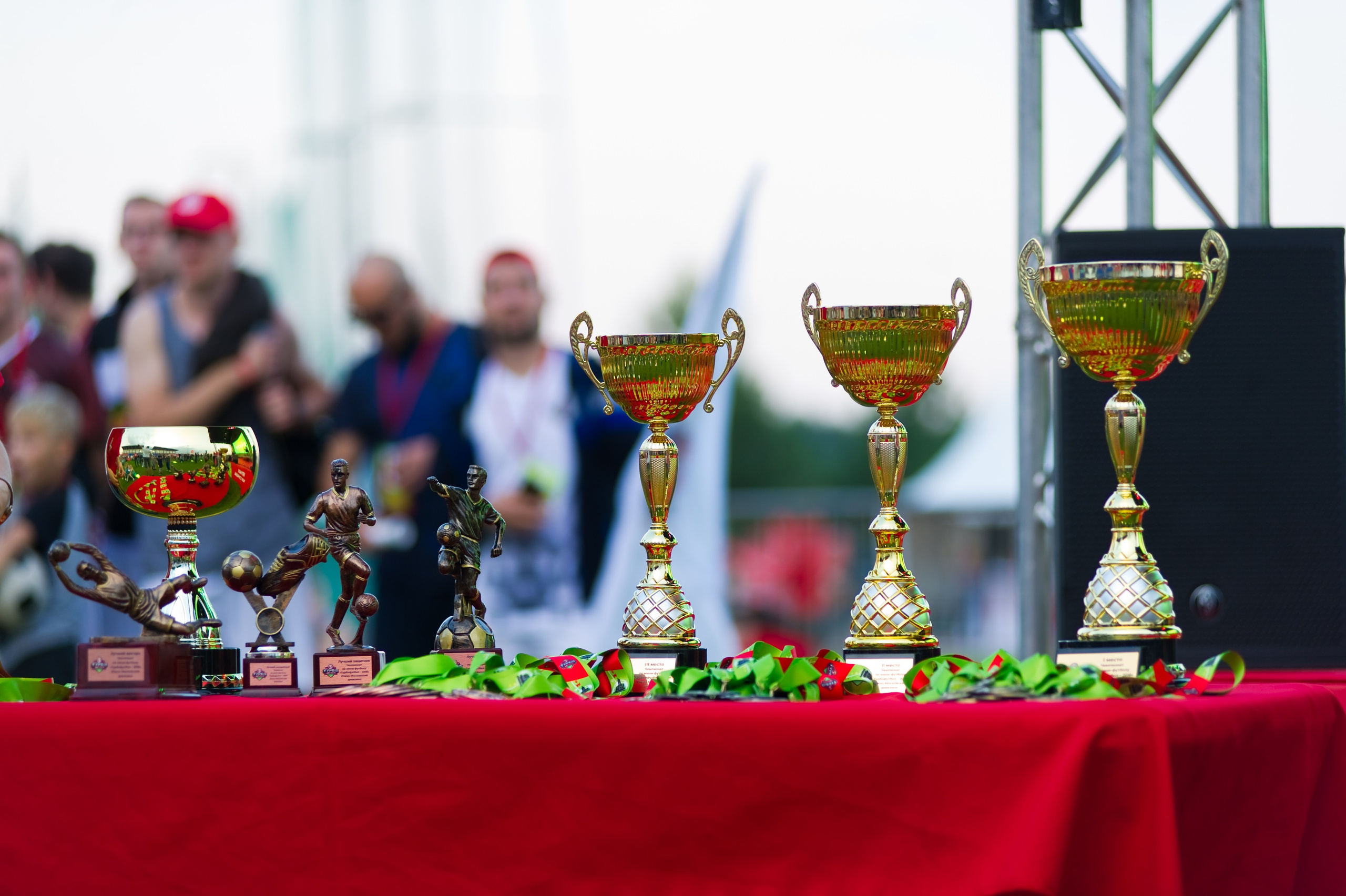 Турбофутбол (корпоративное соревнование «Пятерочки»). Репортажный фотограф и видеограф Слава Думчев. Тимбилдинги, отчетники, корпоративы