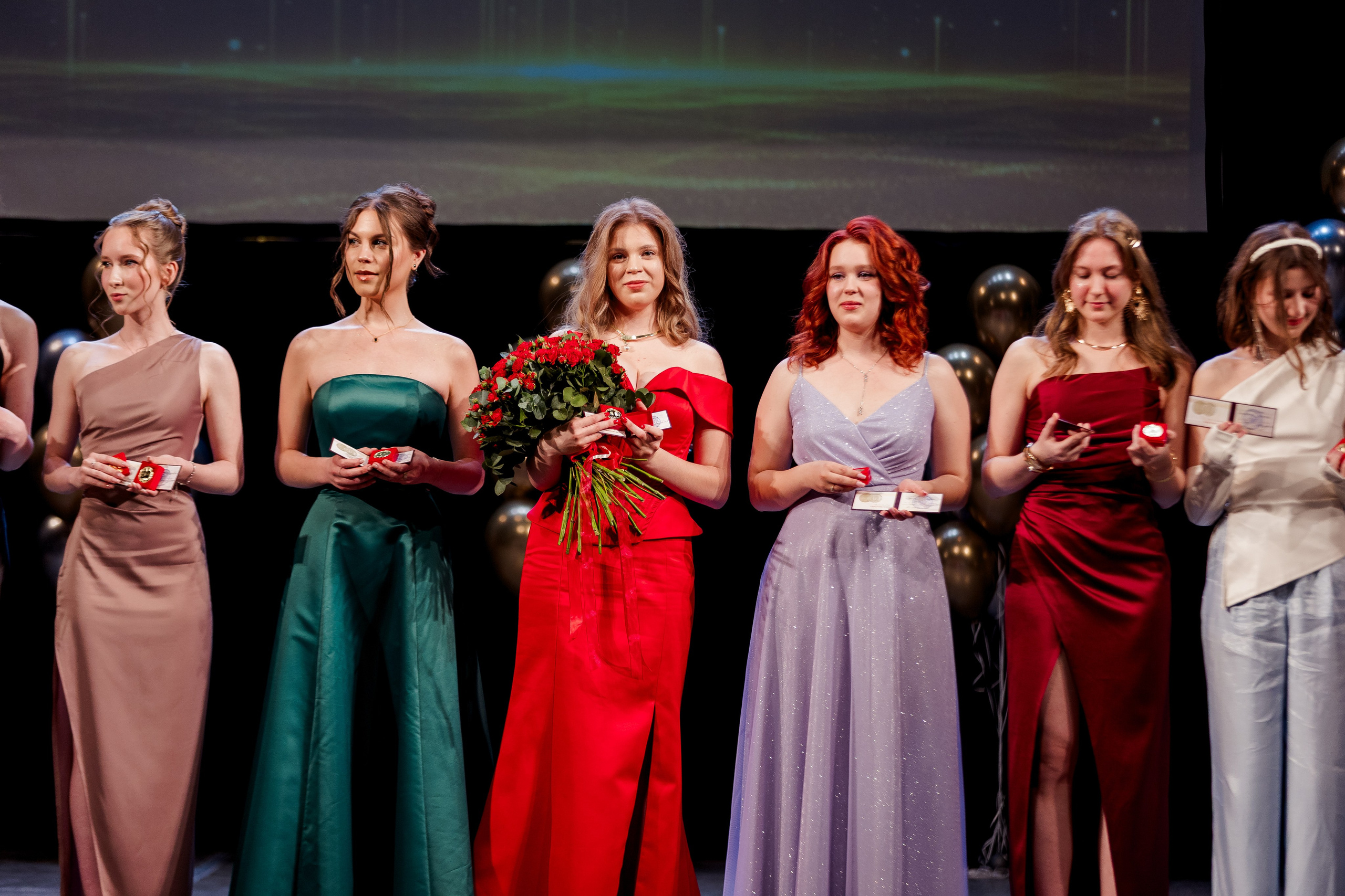 Выпускной 2025. Выпускные альбомы в Зеленограде и Москве