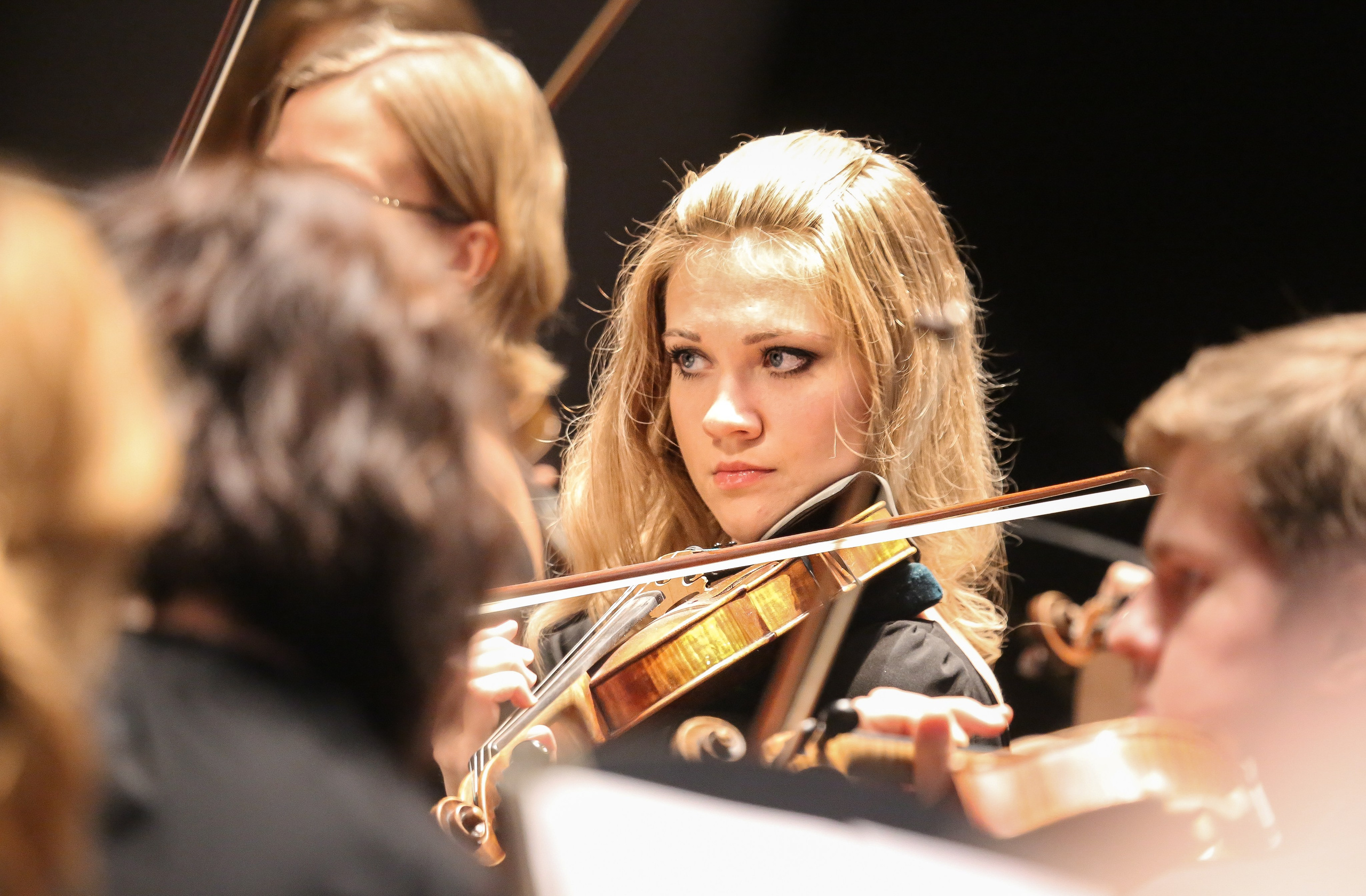 Концерт в Доме музыки к Международному дню борьбы с эпилепсией. Дарья Письменюк / Darya Leitstern — фотограф, музыкант, журналист, путешественник