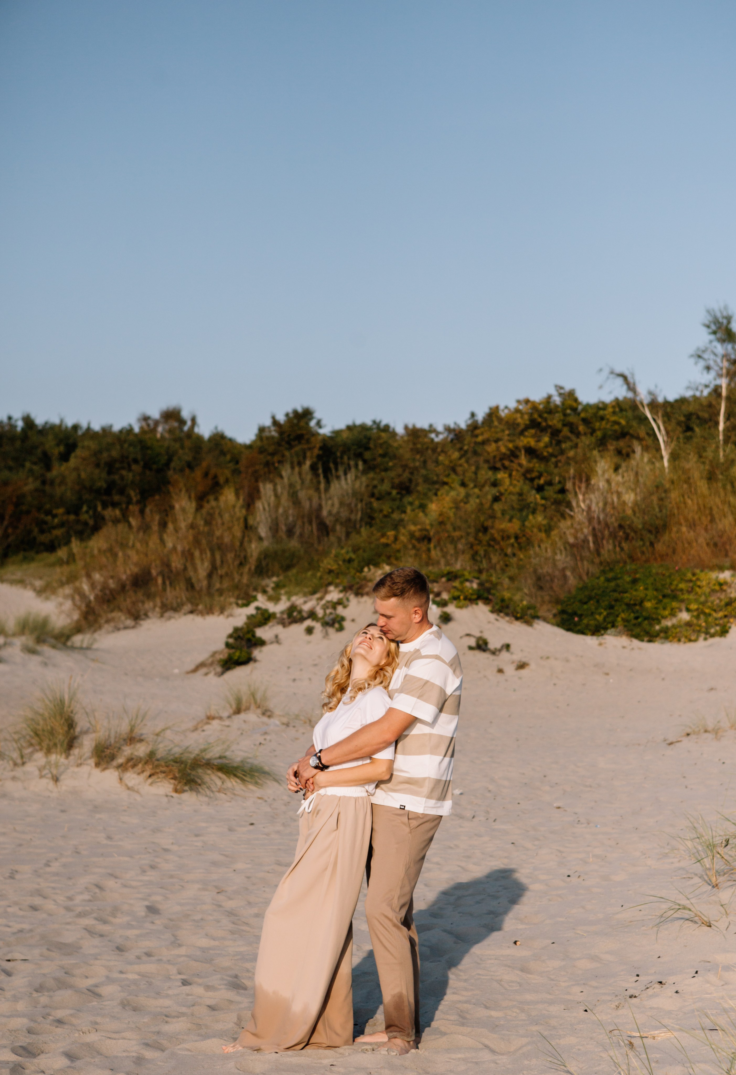 Алексей и Наталья. Семейная фотосессия на море. Семейный фотограф в Калининграде Анастасия Юрина