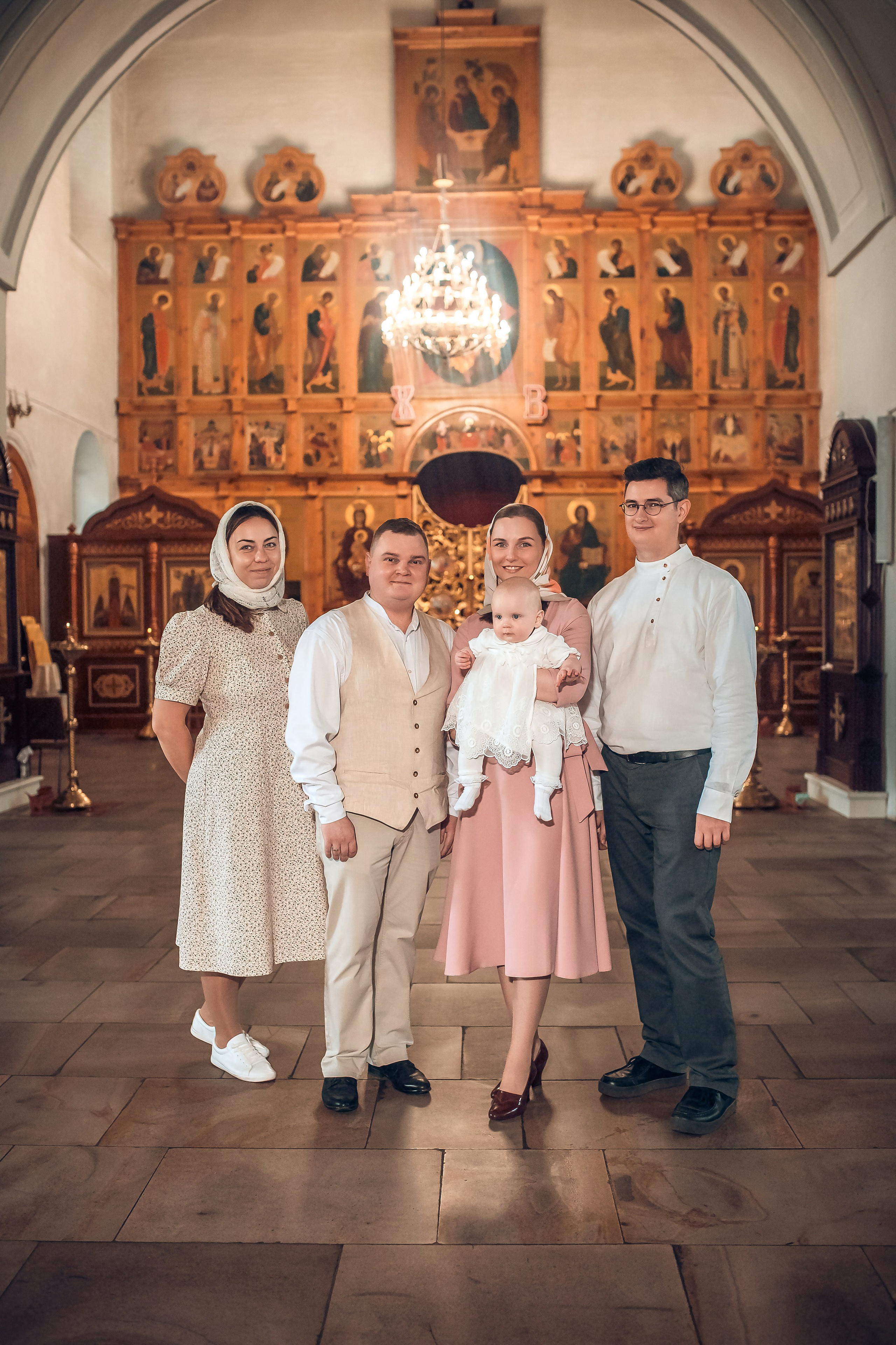 Стоимость таинства крещения. Семейный и детский фотограф в Москве в ЮАО Царицыно Алёна Асташкина