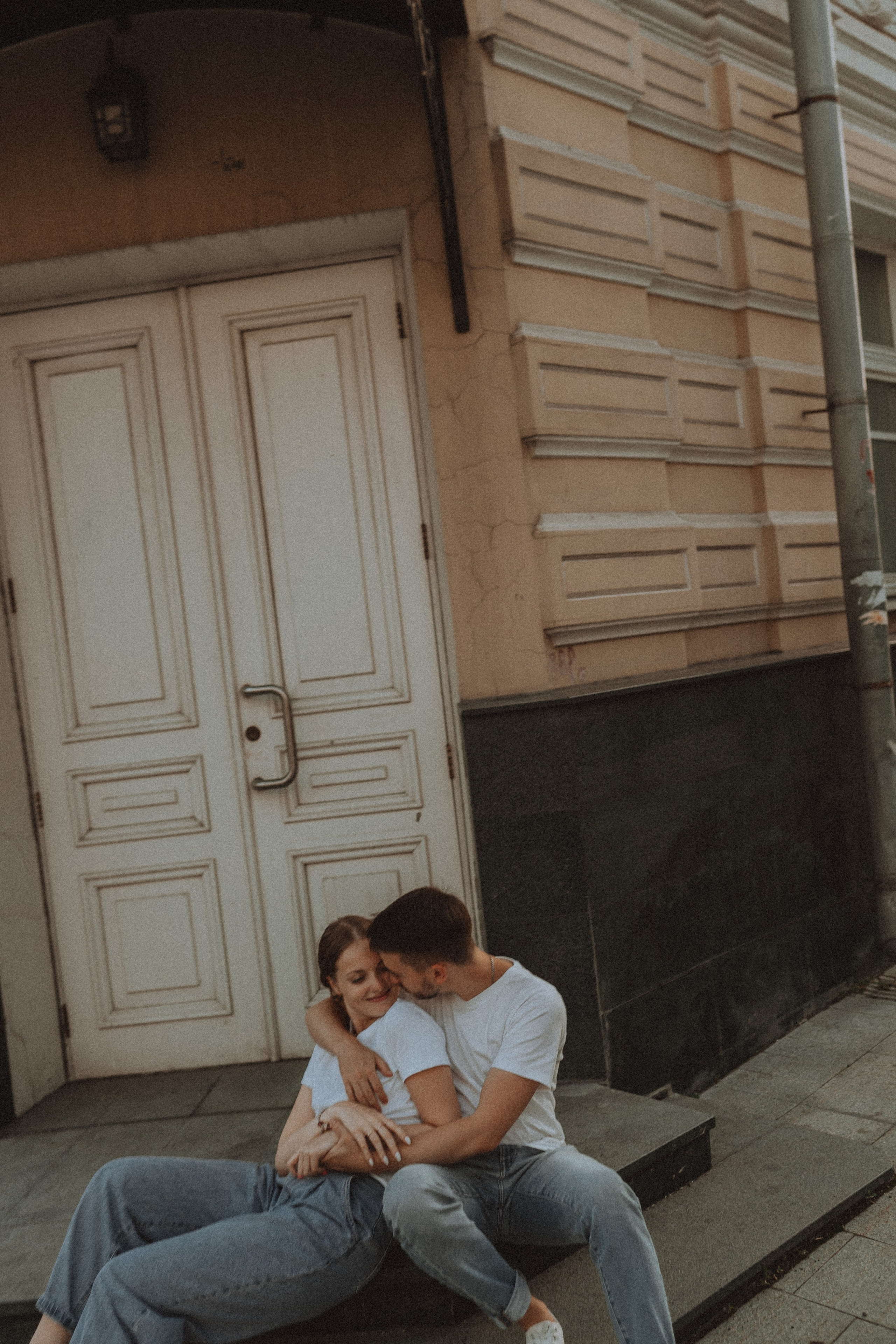 Двое в центре города. Семейный и свадебный фотограф в Москве Оксана Гапеева