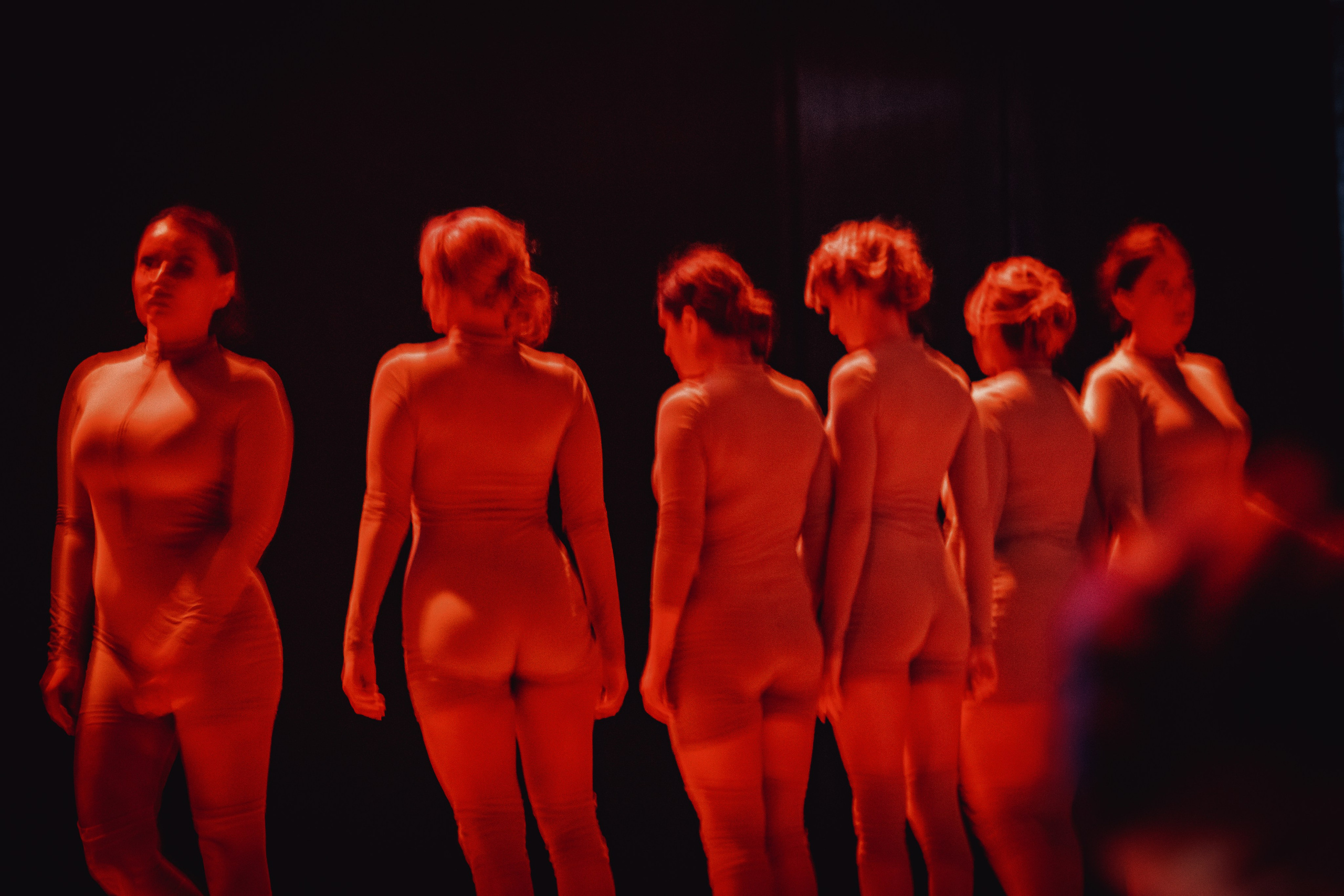 Baccarat Спектакль «Интенция» 10 / 2024. ФОТОГРАФ ЕКАТЕРИНБУРГ