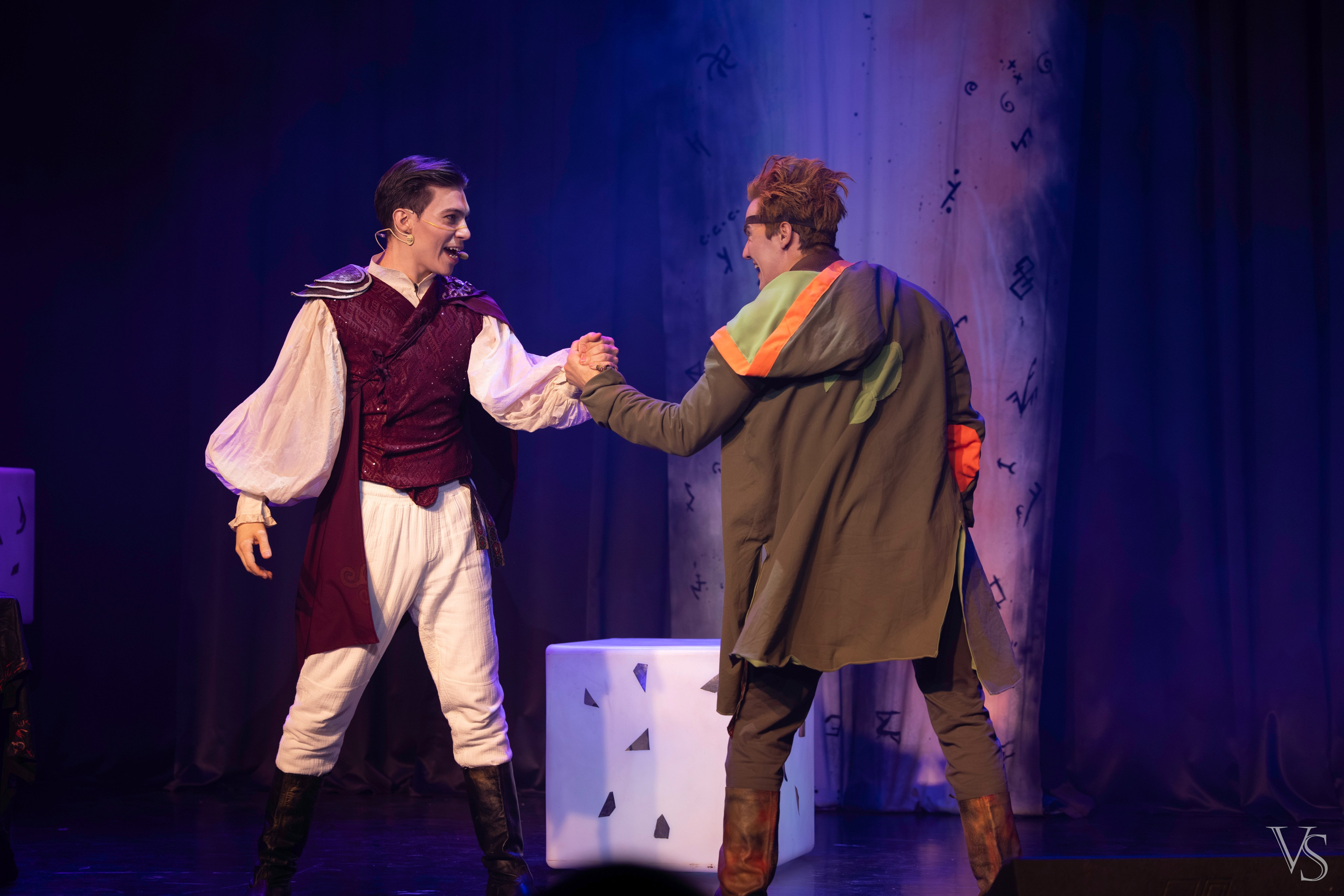 Книга стихий 25.01. Фотограф Виктор Степанов