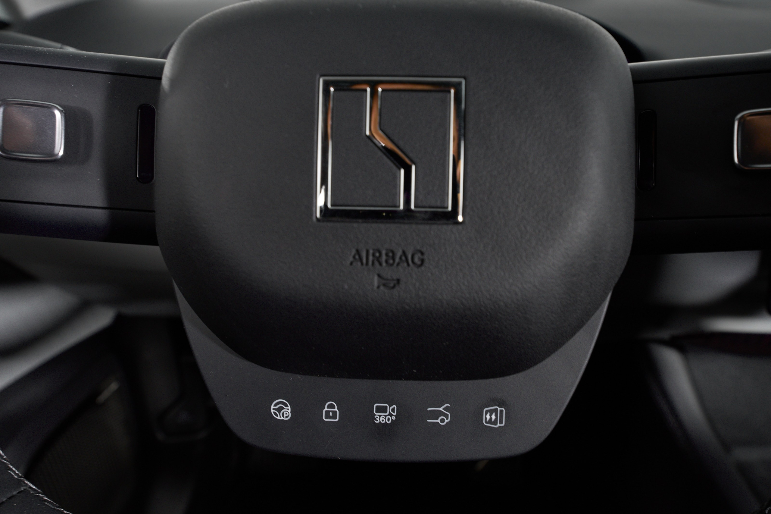 Zeekr 007_2. Фотограф Николай Прокофьев модельные тесты в Москве