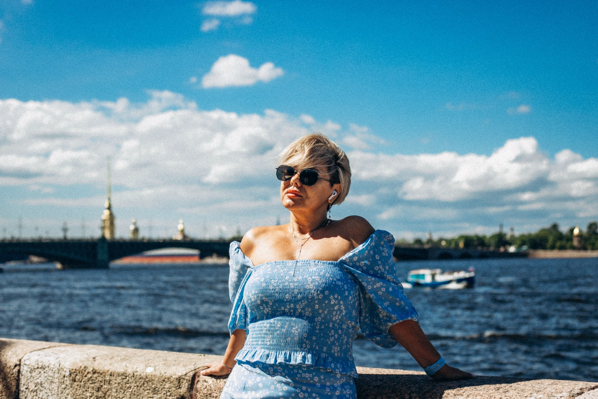 Татьяна в июне. Фотопрогулка в Петербурге. Индивидуальный и семейный фотограф в Санкт-Петербурге