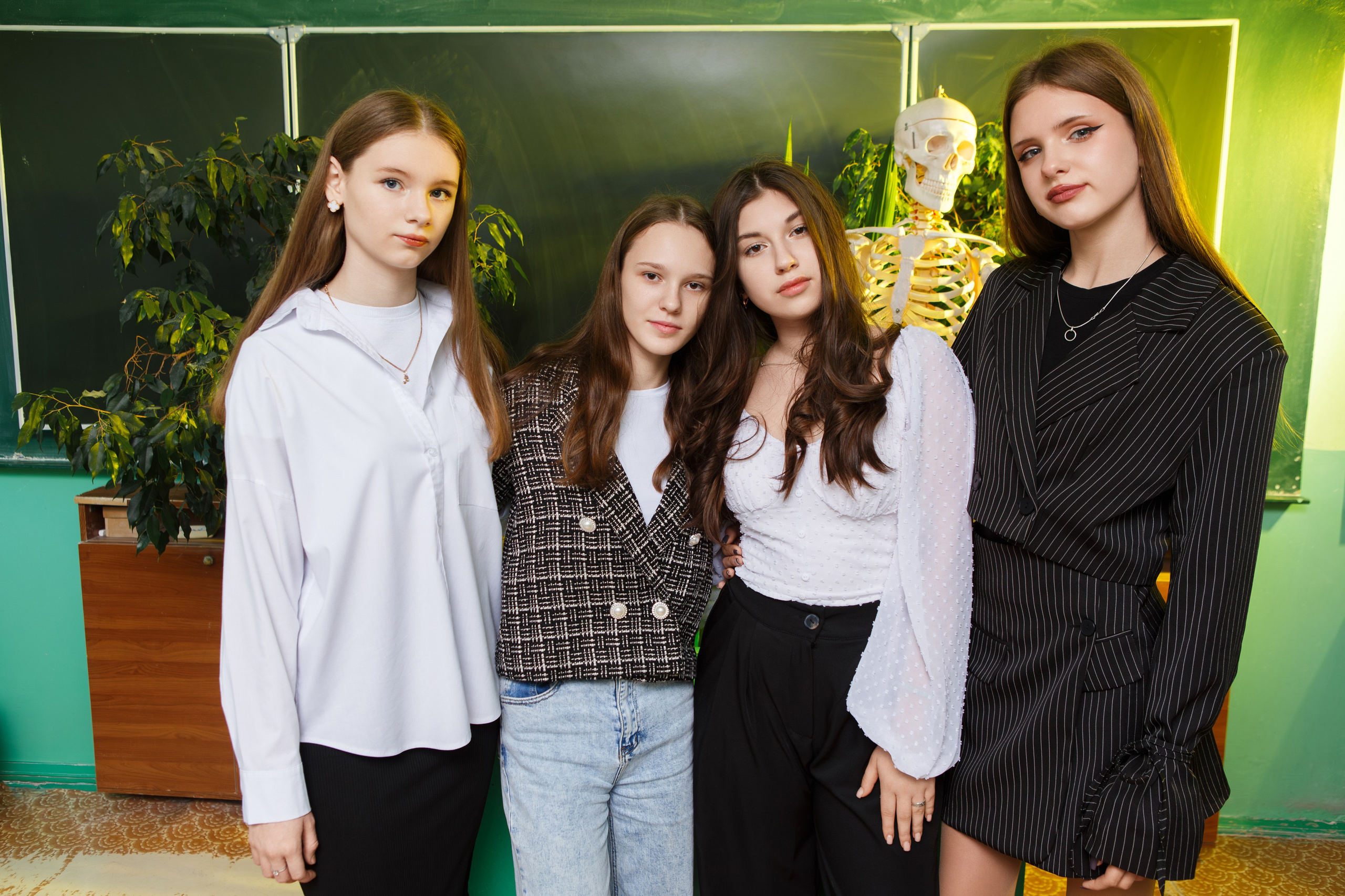 Групповая Фотосессия в Классе для Учеников 9 Классов | Твой Альбом Мценск. ТВОЙ АЛЬБОМ / ТВОИ ПРАВИЛА