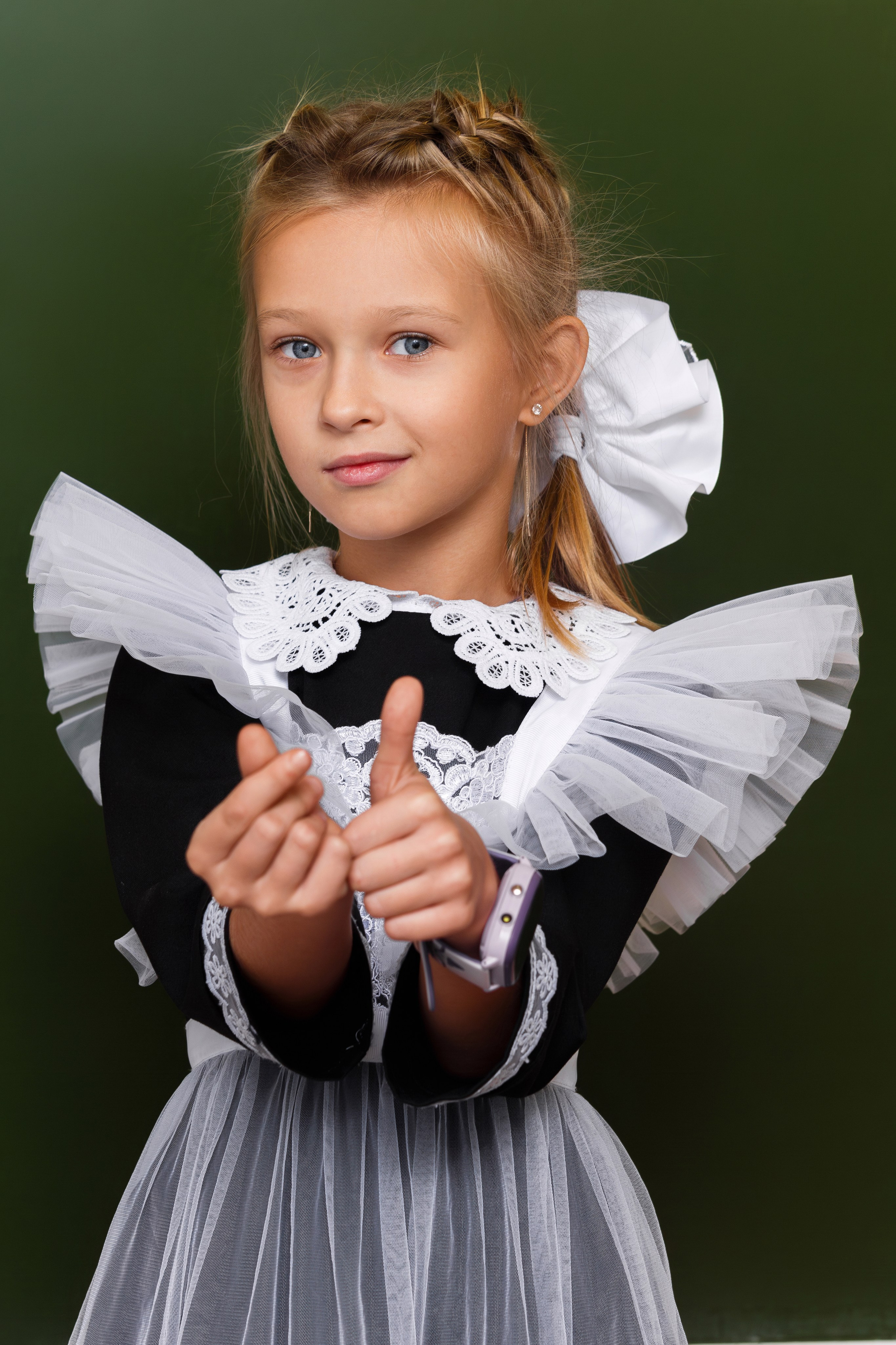 СЪЕМКА ПОРТРЕТОВ ПЕРВОКЛАССНИКОВ В КЛАССЕ. ТВОЙ АЛЬБОМ / ТВОИ ПРАВИЛА