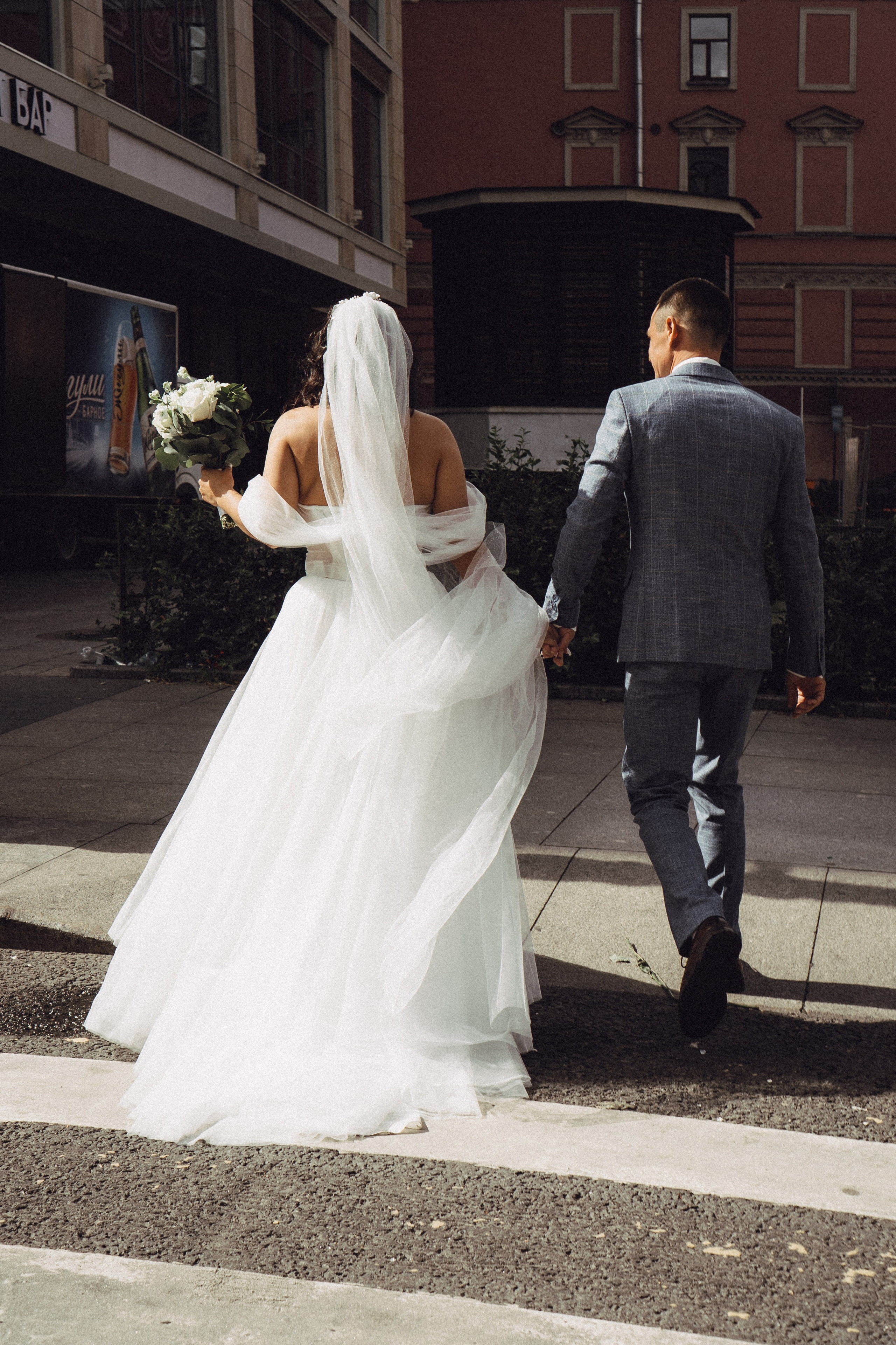 СВАДЕБНАЯ ПРОГУЛКА РЕСТОРАН МЫ ЖЕ НА ТЫ И ФОТОСЕССИИЯ С АВТОМОБИЛЕМ. Профессиональный фотограф, Санкт-Петербург — Виктория Богомолова