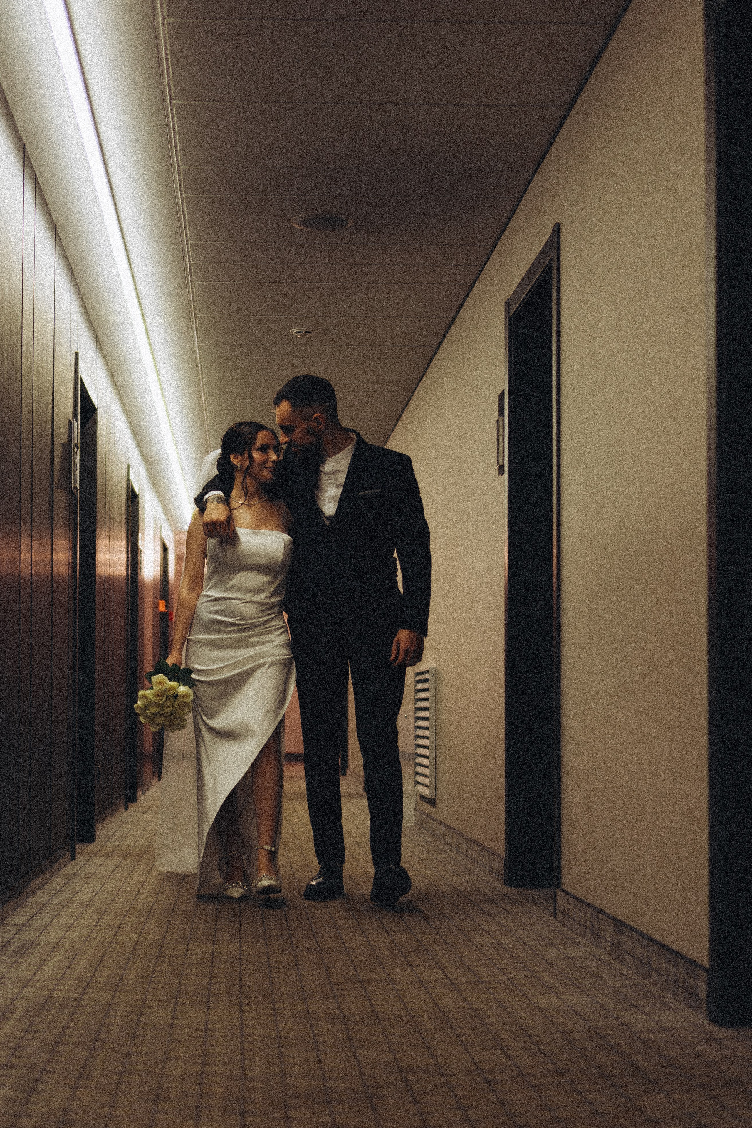 СВАДЕБНАЯ СЬЕМКА СБОРОВ ЖЕНИХА И НЕВЕСТЫ В ОТЕЛЕ И ТАКЖЕ ФОТОСЕССИИЯ В ОТЕЛЕЕ МЕГАПОЛИС БРЯНСК. Профессиональный фотограф, Санкт-Петербург — Виктория Богомолова