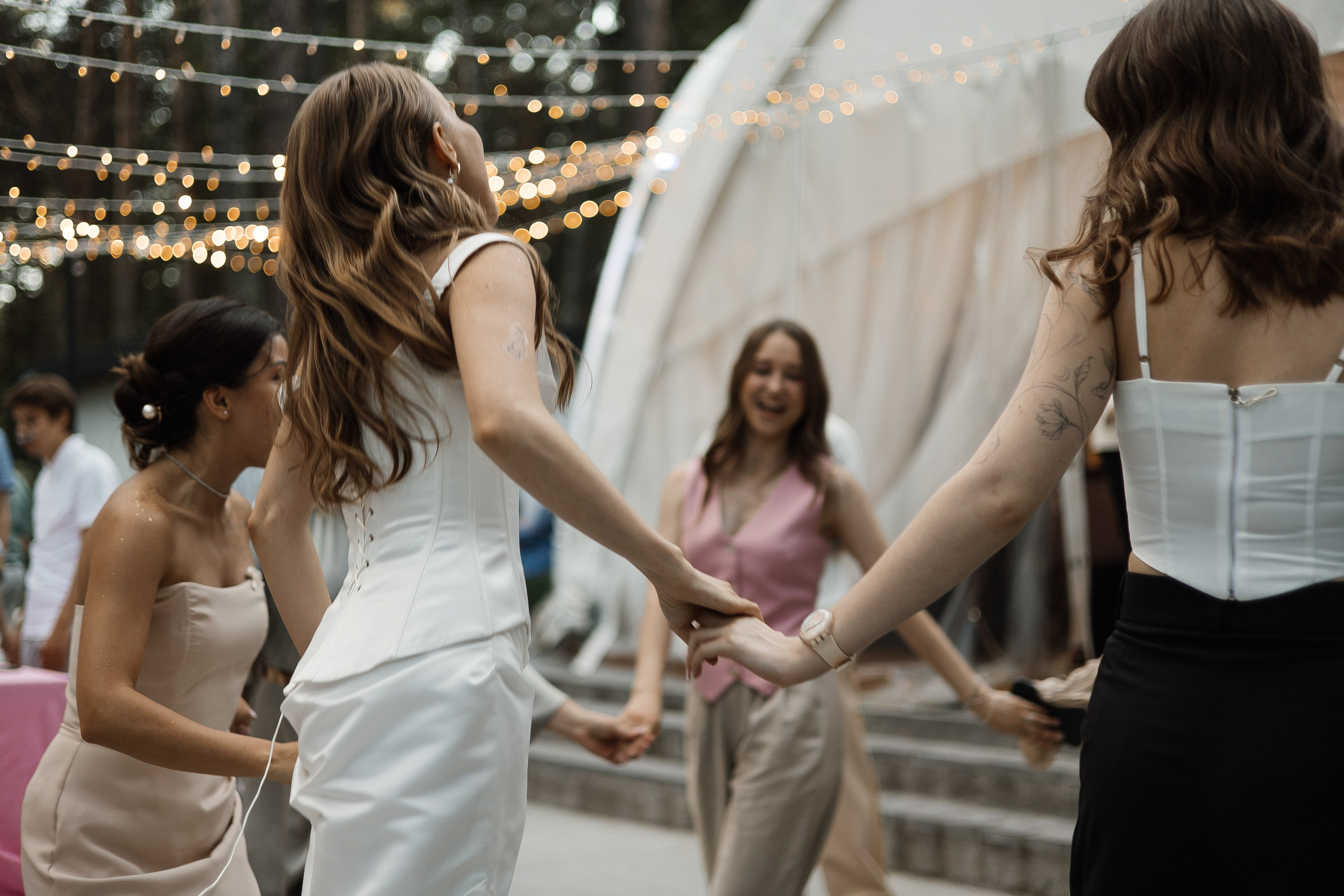 Вот такая заварушка. Свадебный фотограф Саша Базенко