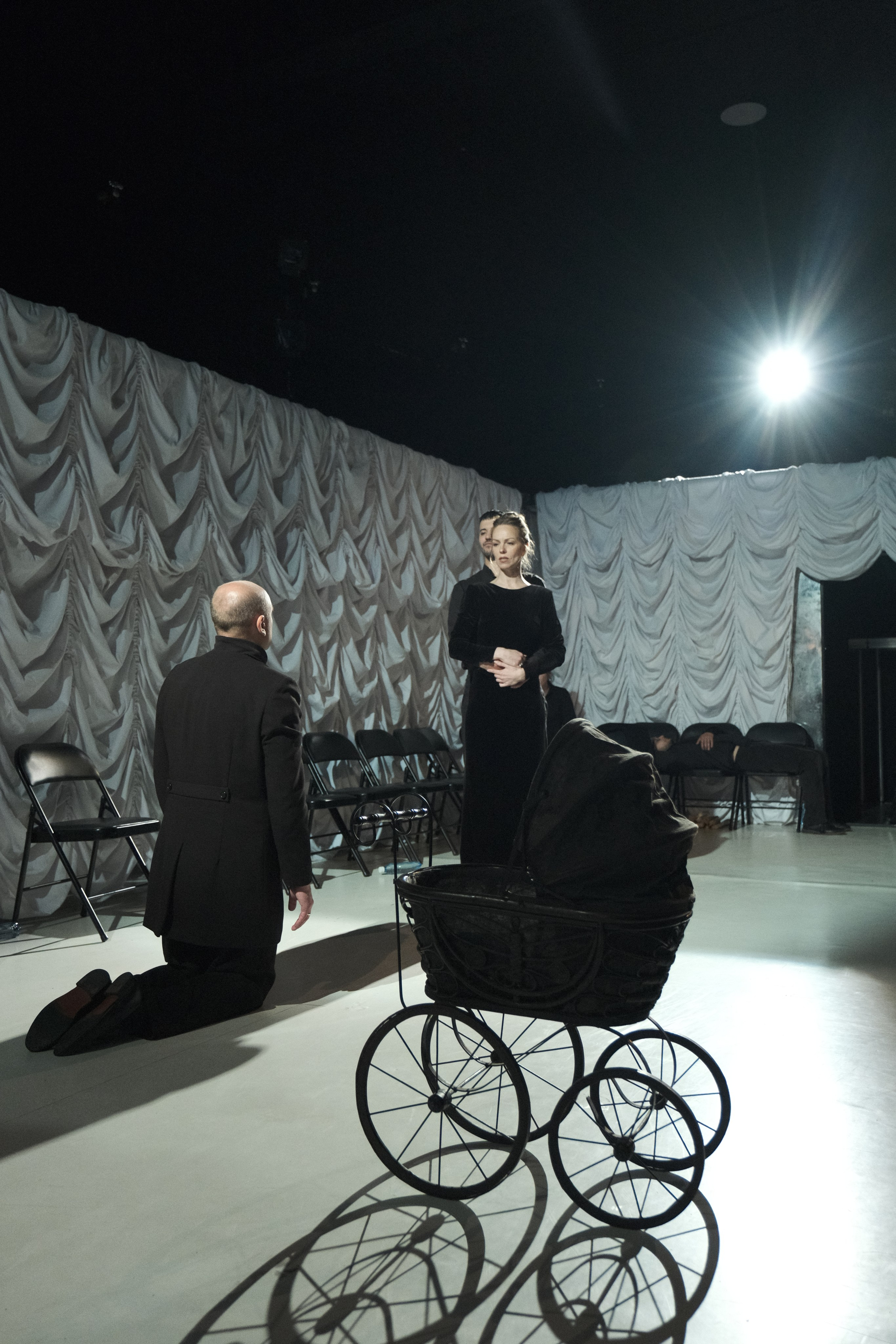 Фотосъемка спектакля Анна Каренина, Красноярского ТЮЗа