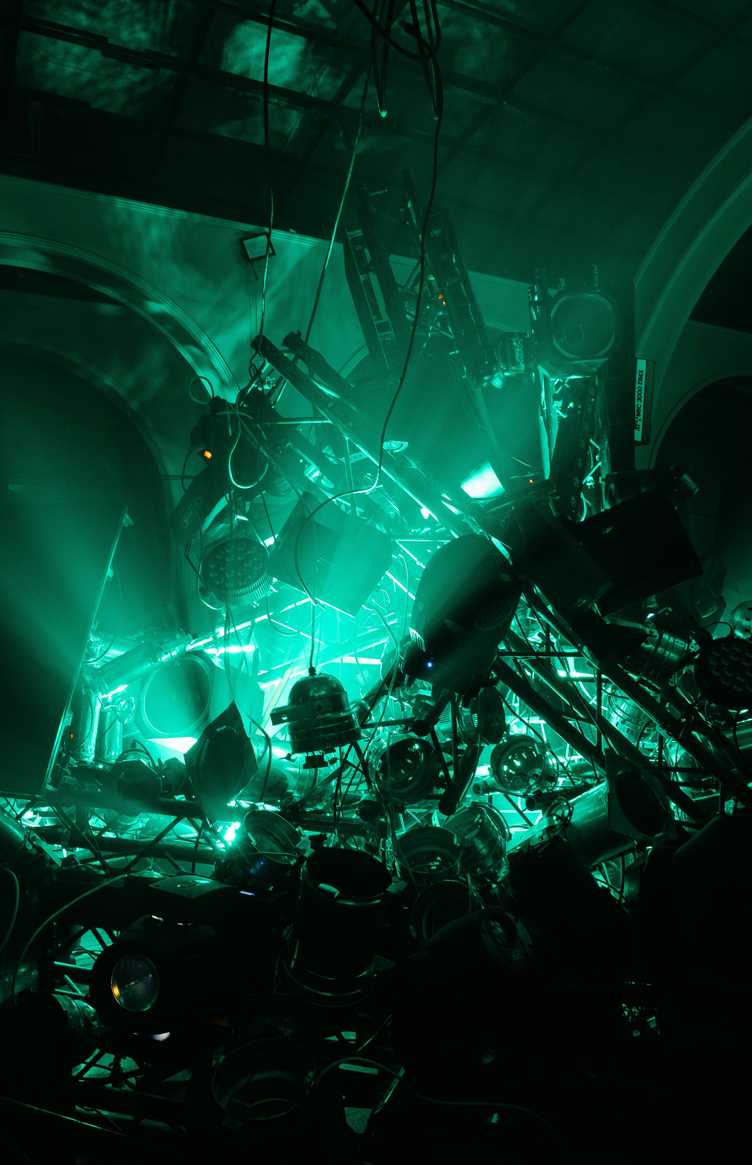 НУР. Инсталляции / 2025. Саша Копылов, фотограф в Казани