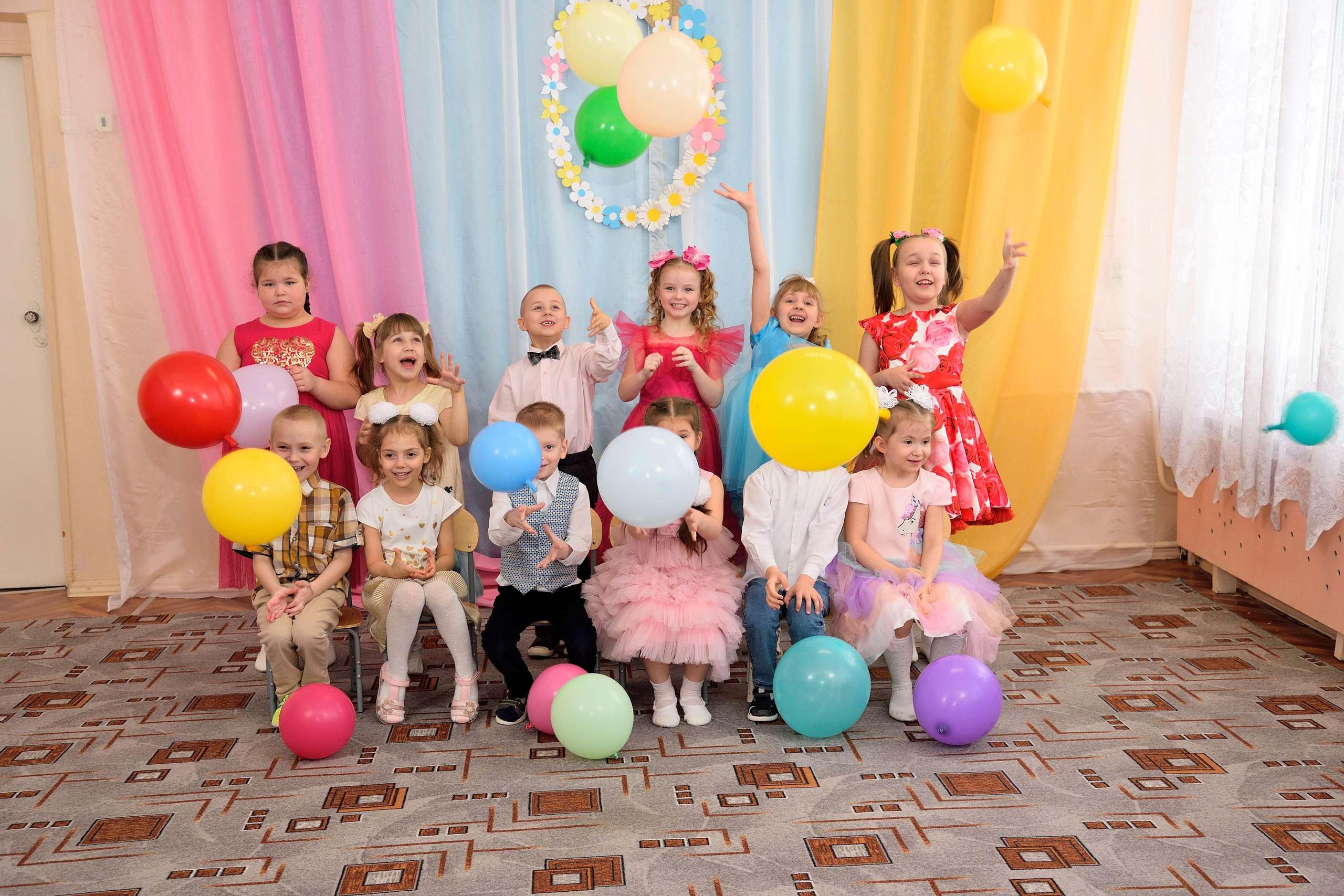 Рекомендации по съёмке для детского сада. Выпускные альбомы для школ и детских садов Александр и Динара