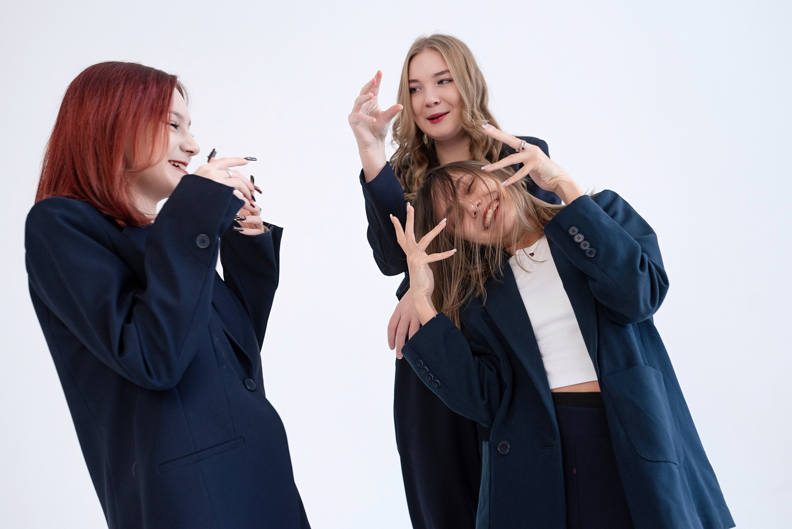 9 класс на циклораме. Детский и семейный фотограф в Сургуте и Нефтеюганске Анна Старцева