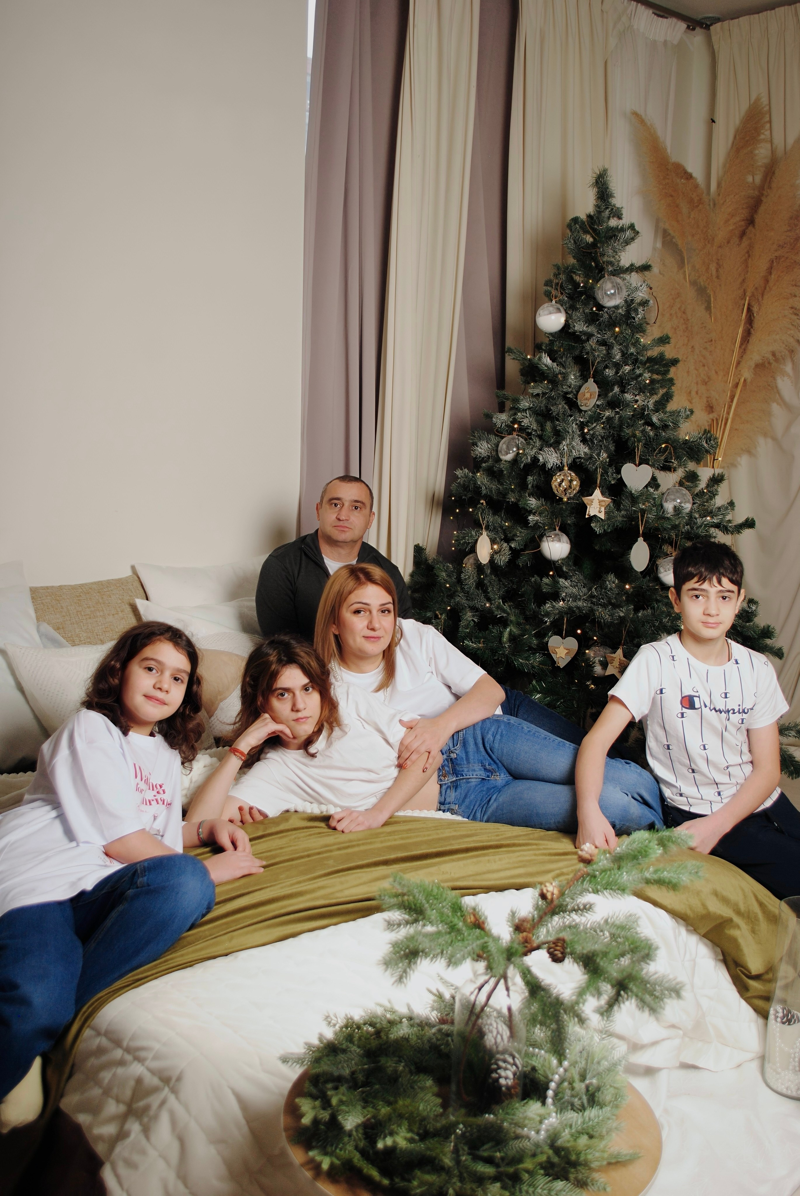 Большая греческая семья. Фотограф Мария Мусаелян