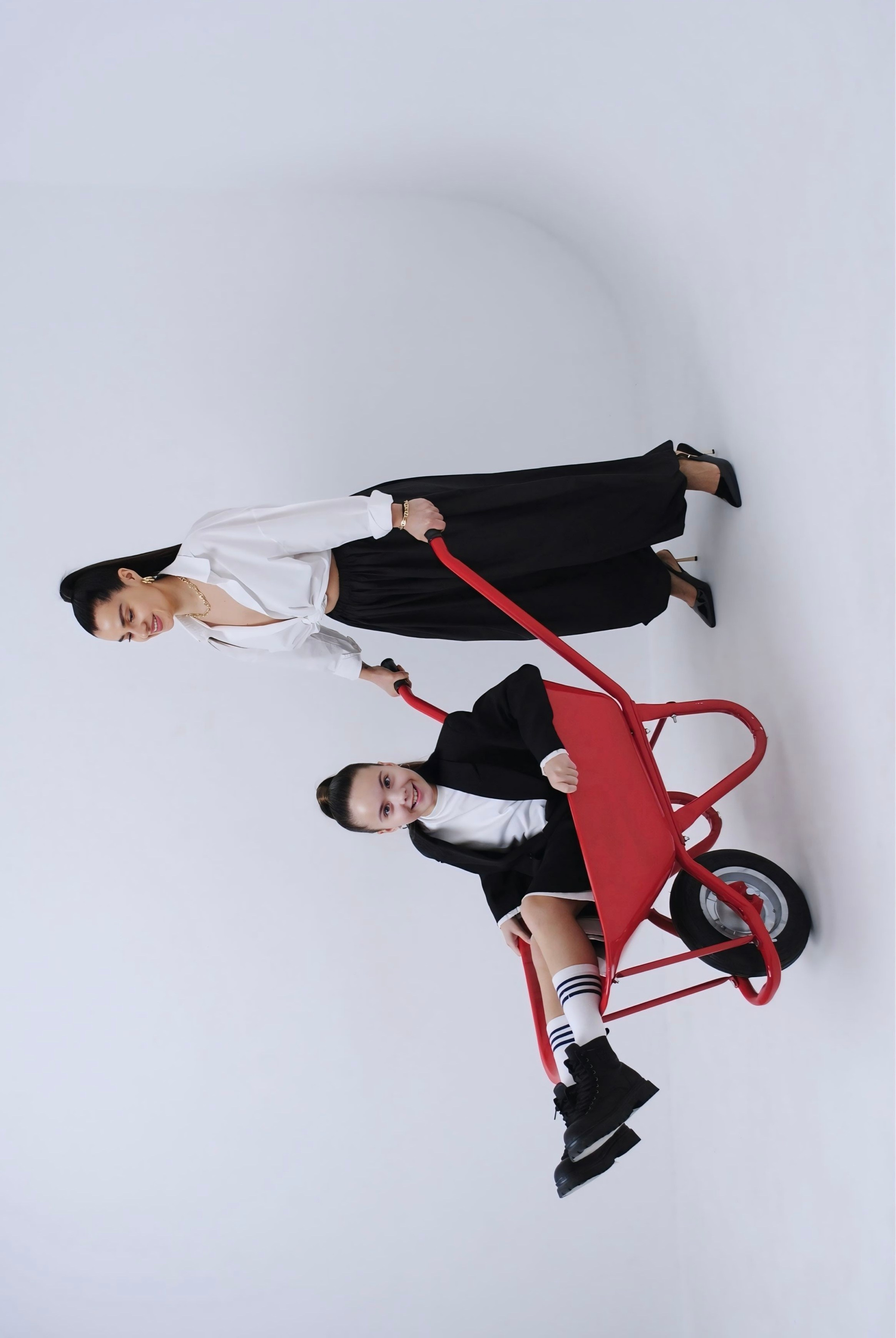 Кристина и Марго. Фотограф Мария Мусаелян