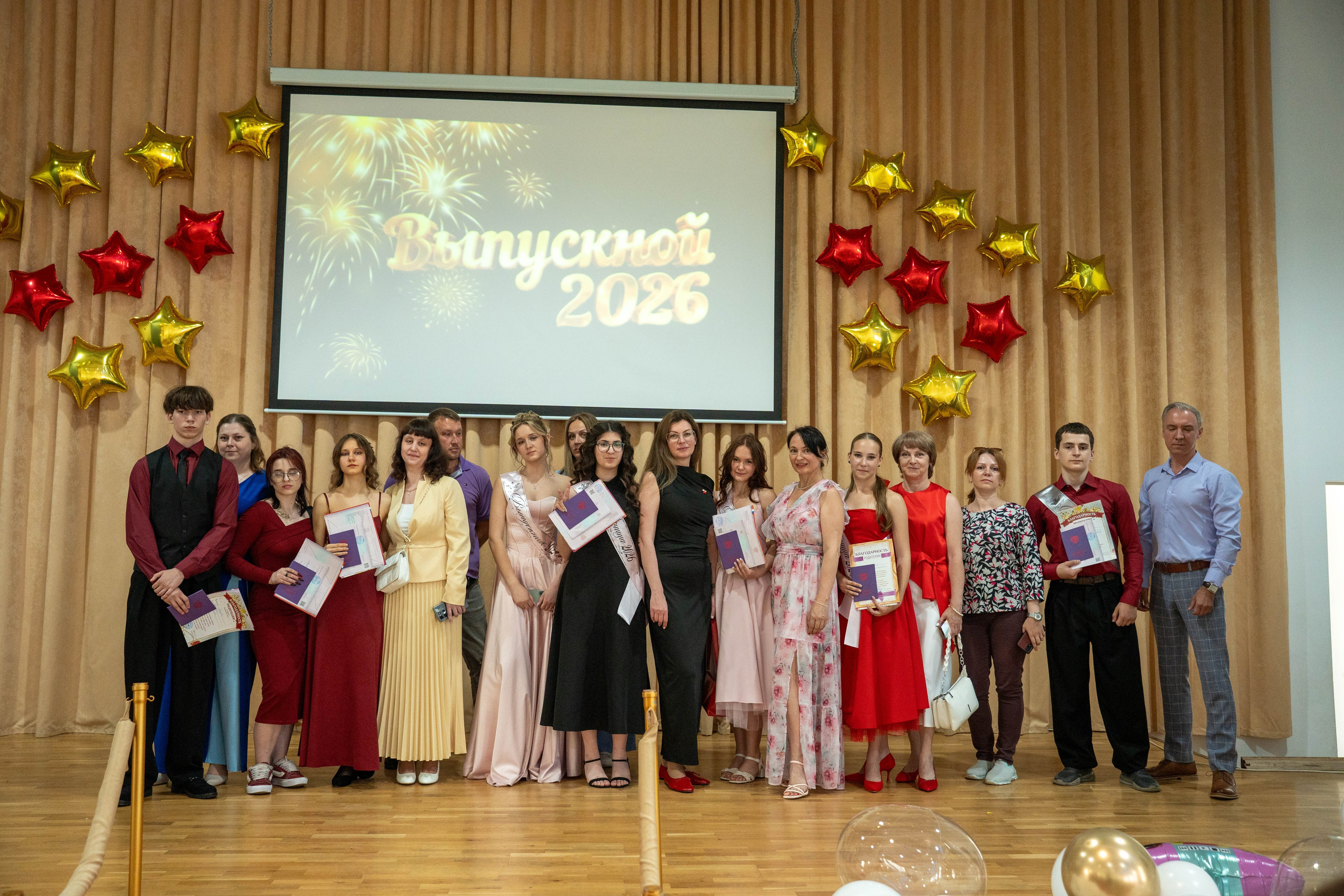Выпускной 26.06.2026. Коммерческий и художественный фотограф и видеограф в Москве Арсений Тургенев