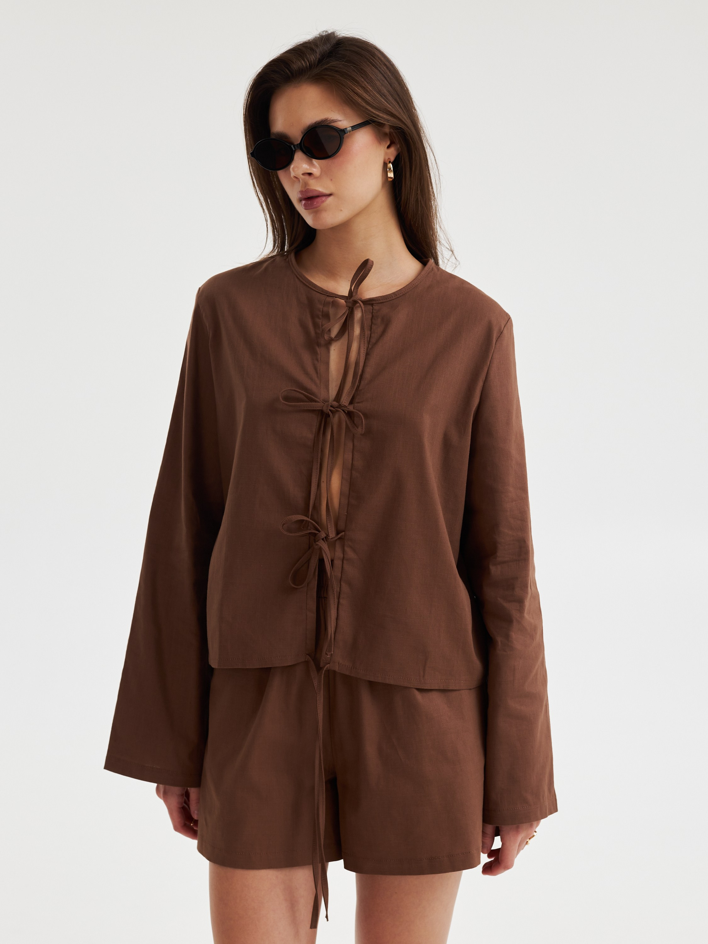 Летние костюмы. Фотограф Екатеринбург Анастасия Жерновская | Маркетплейсы и нейрофото