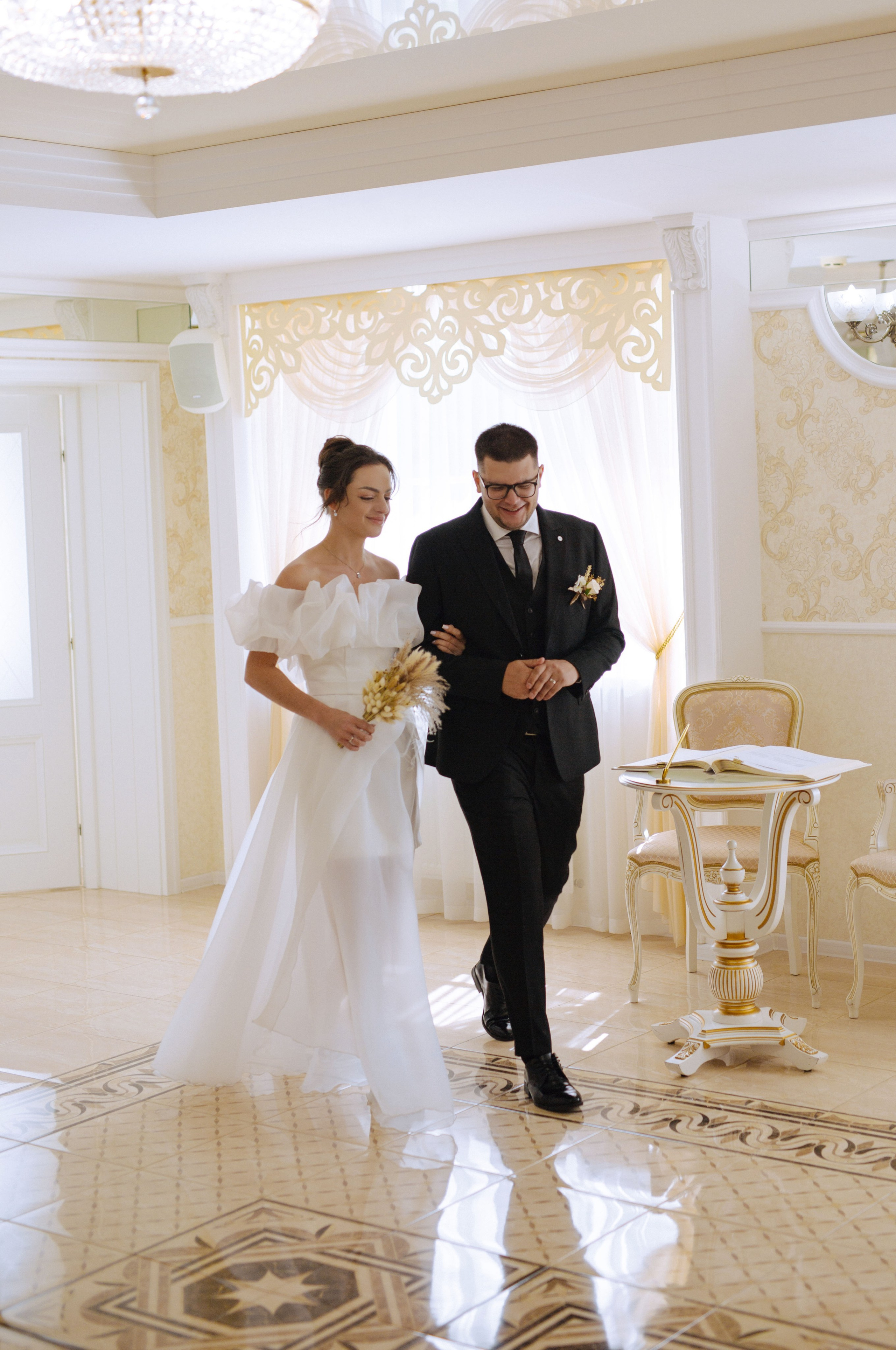 Свадьба в Петергофе. Портретный и репортажный фотограф в Санкт-Петербурге Елизавета Я