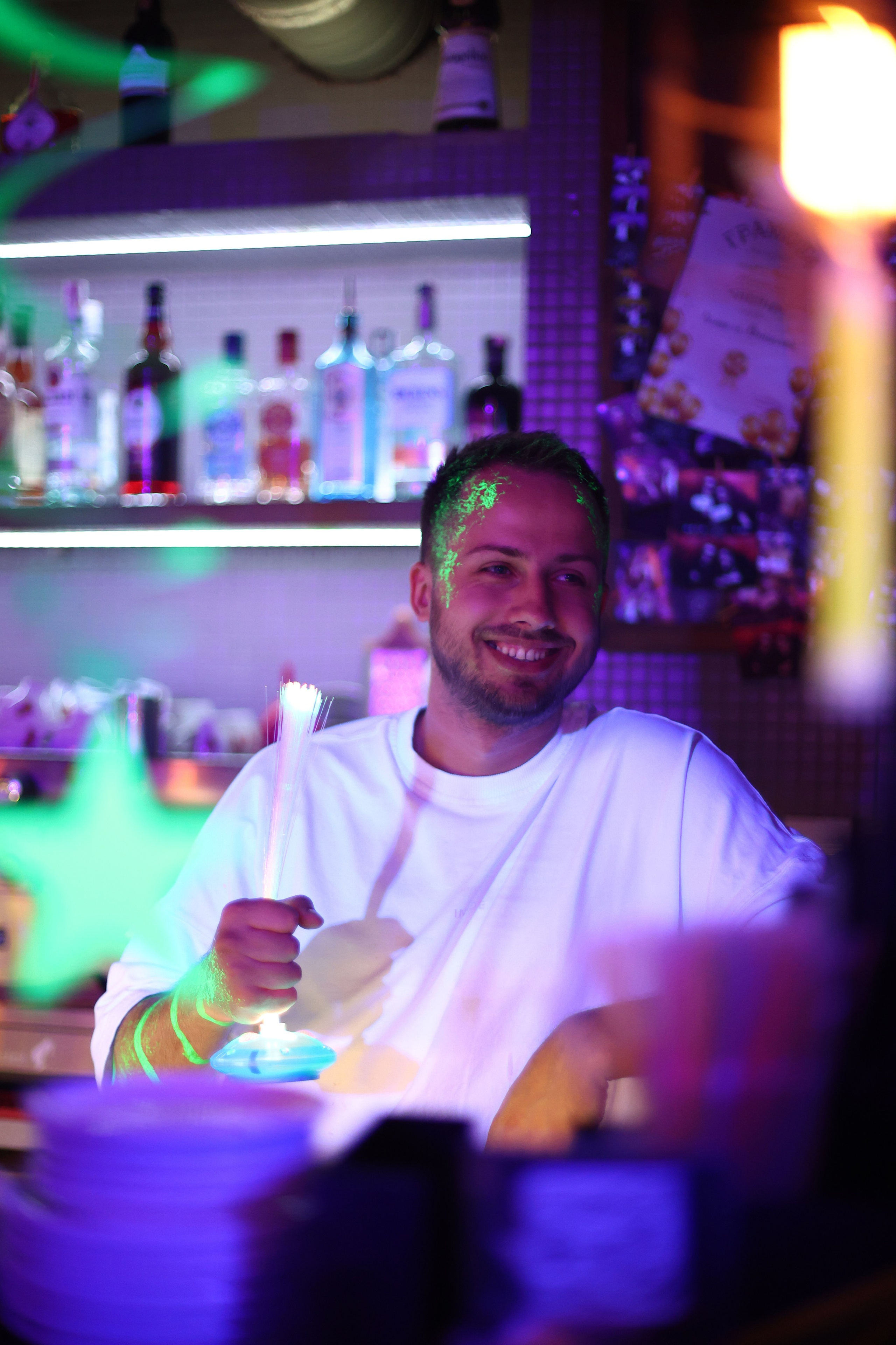 Neon Party 01.08.25. Мята Спортивная — Кальянная, караоке, бар в Минске