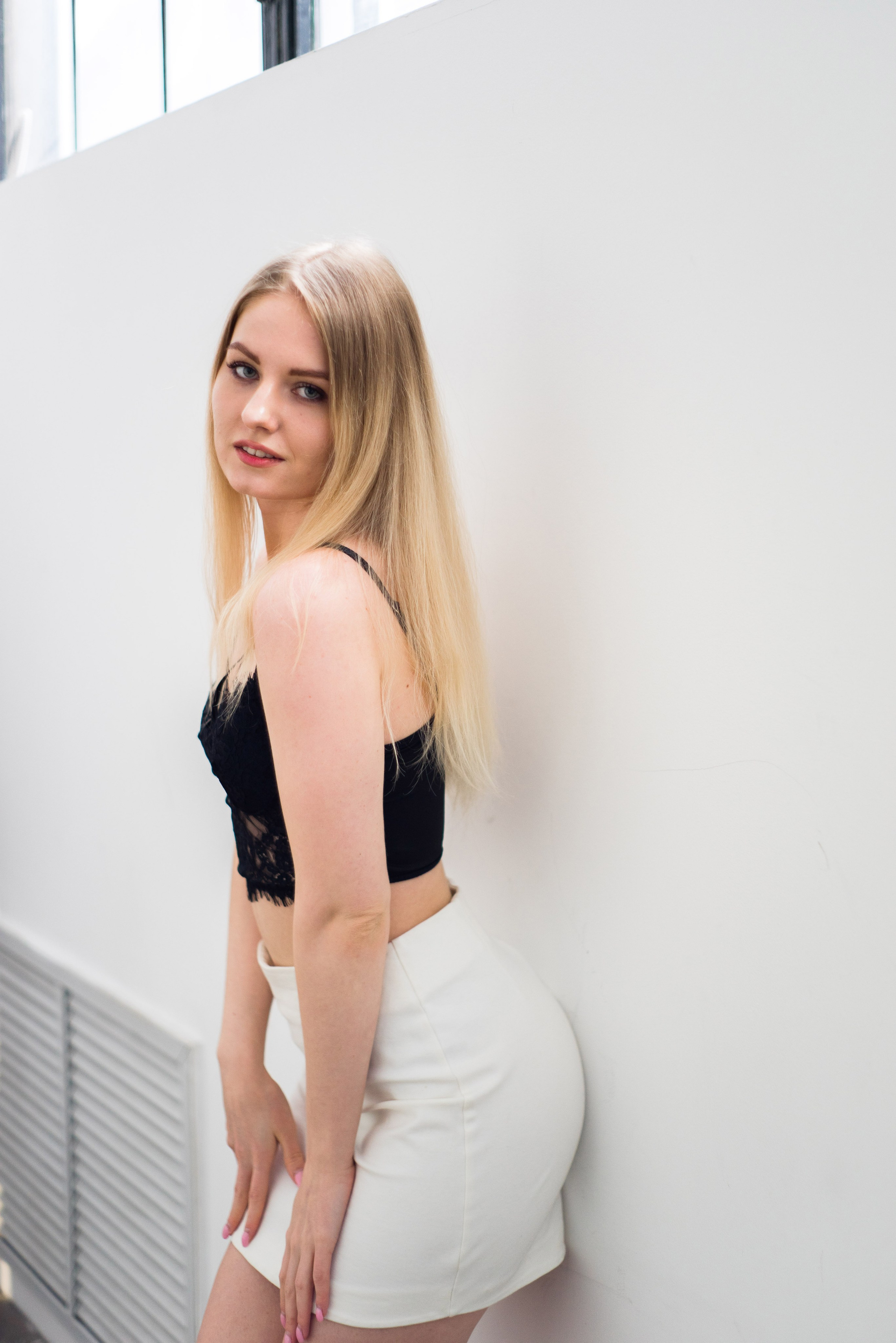 Лёгкая студийная фотосессия. Портреты студия Москва. Модельные тесты. Lovestory студия в Москве. Женсий фотограф