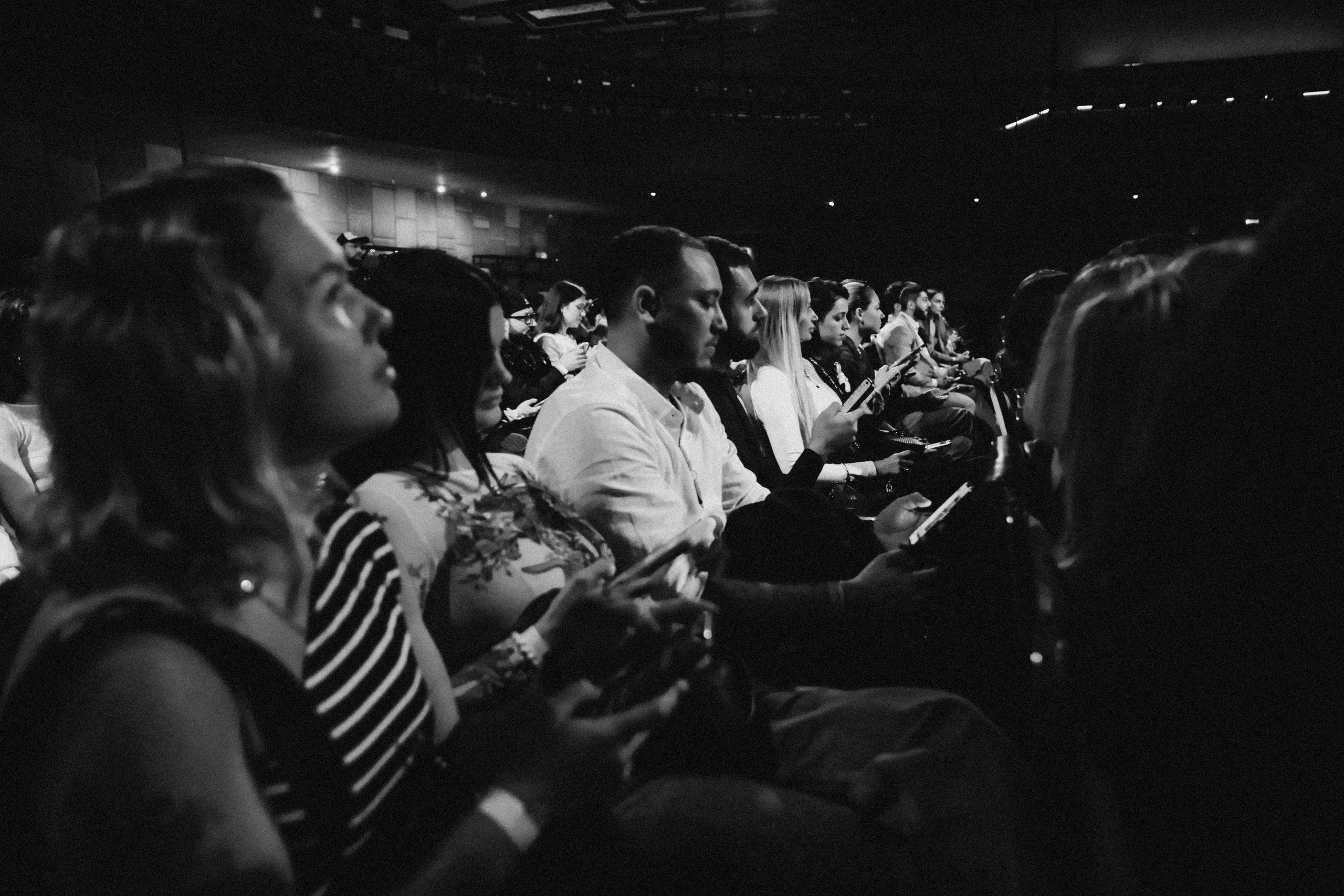 REELS CONTENT — НЕТВОРКИНГ. Photographer Viktoriya Markushina «My world throug»